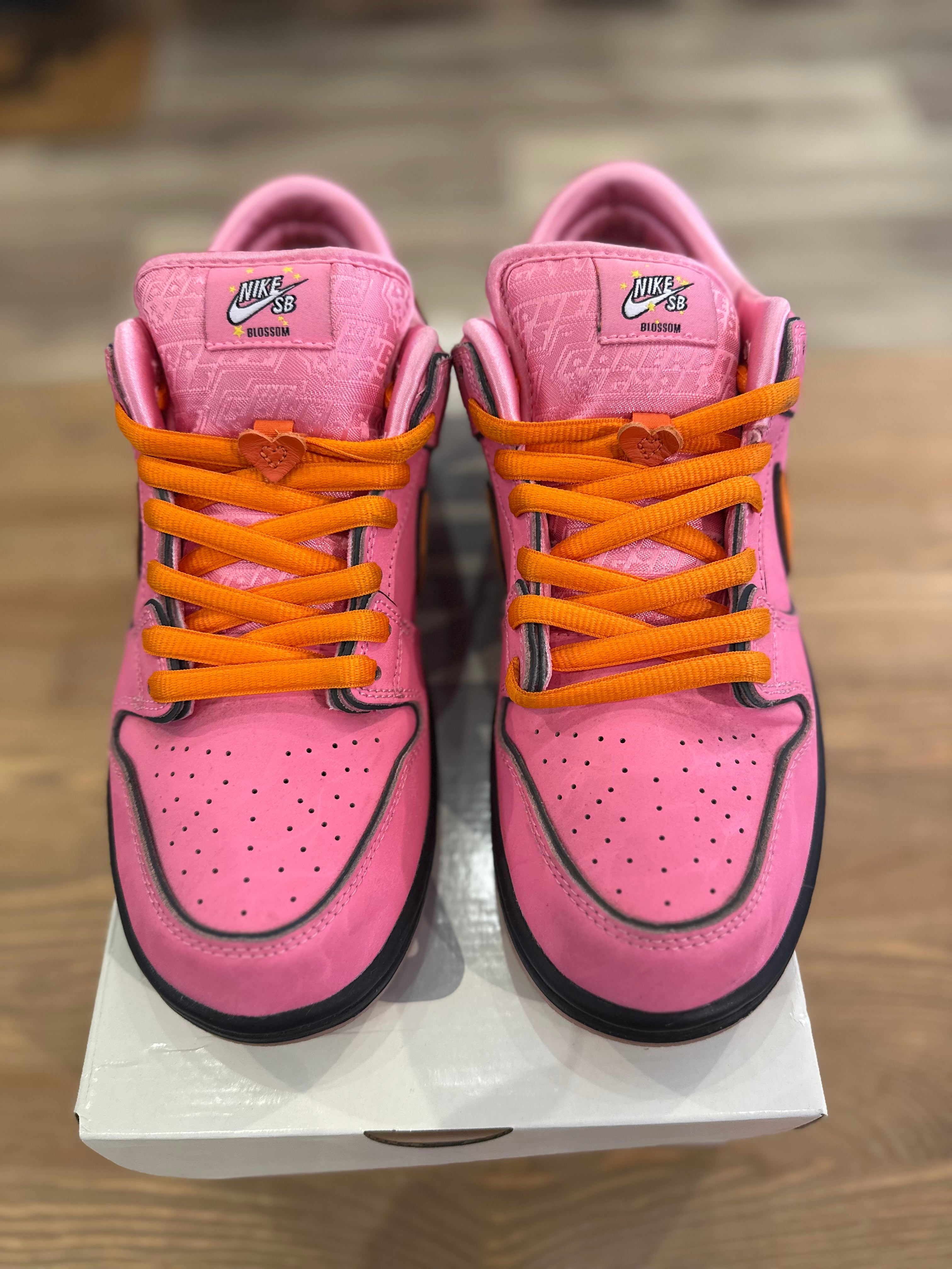 Nike sb dunk low powerpuff pink ( taille 42 )