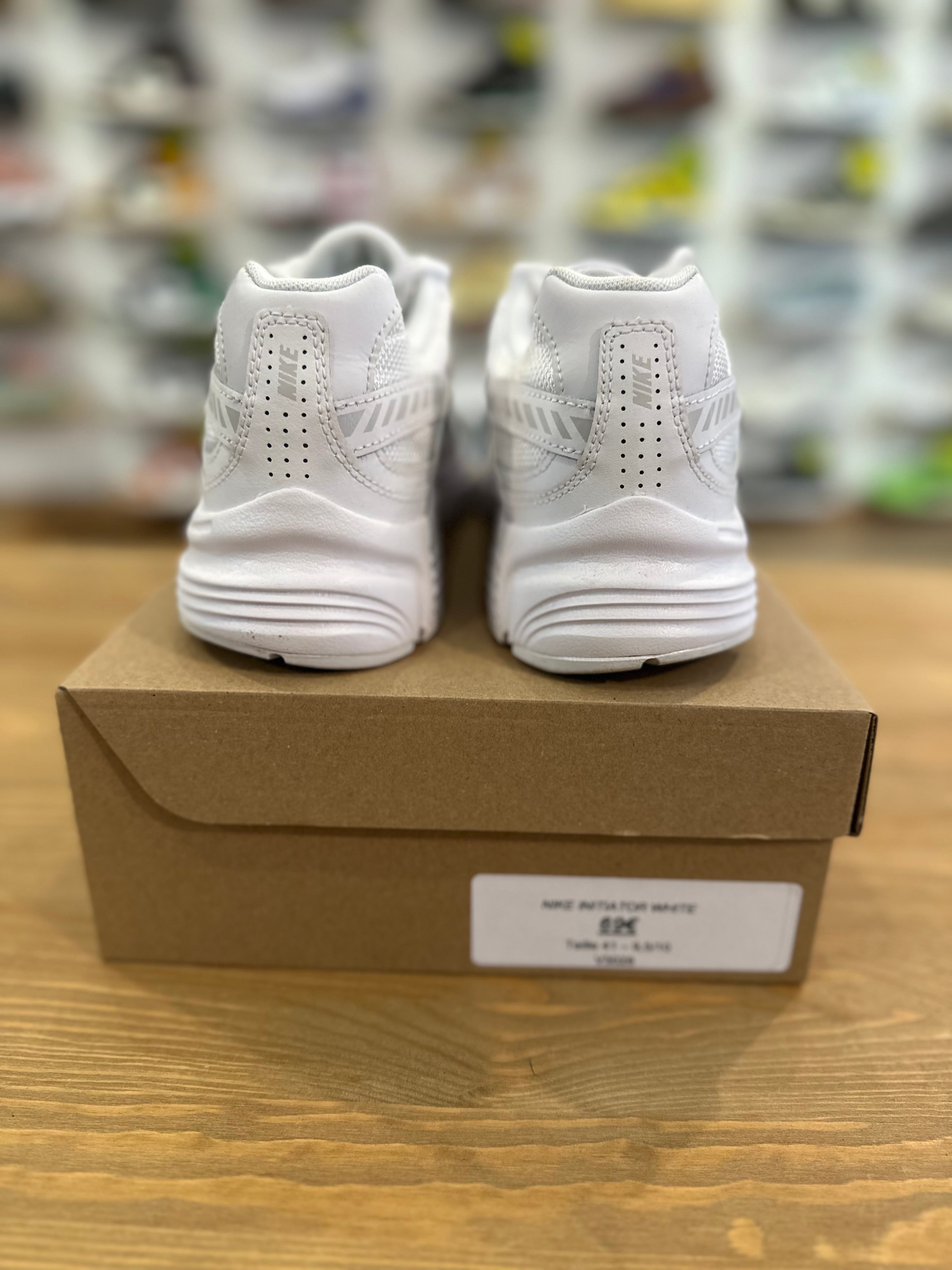 Nike initiator White ( taille 41 )