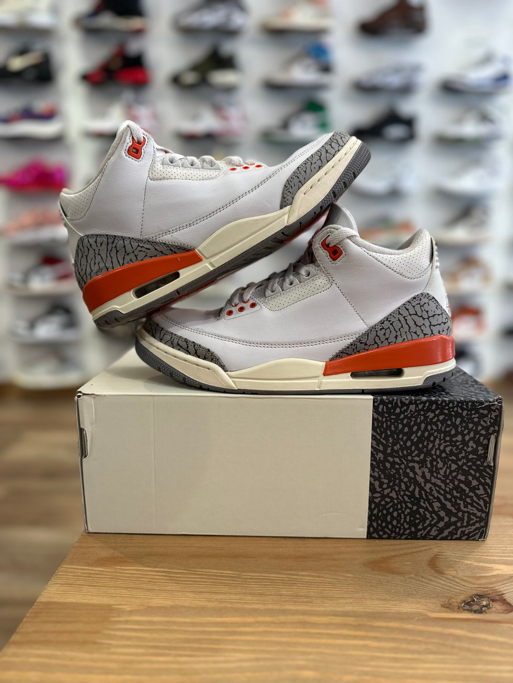 Nike Jordan 3 rétro georgia peach ( taille 42 )