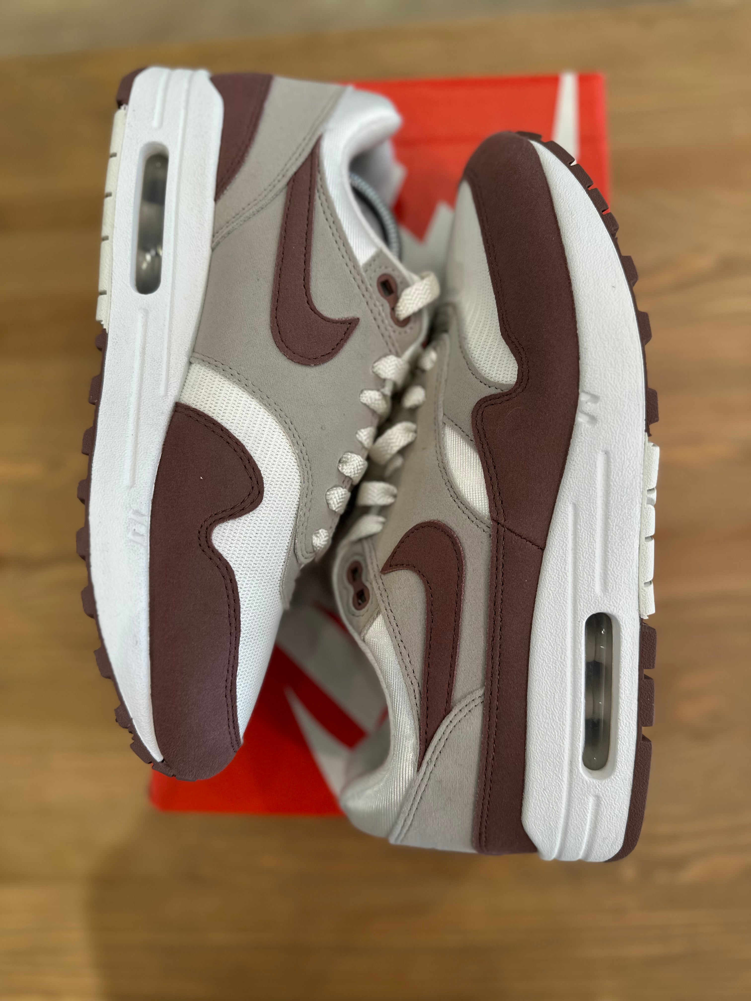Nike air Max 1 smokey mauve ( taille 40,5 )