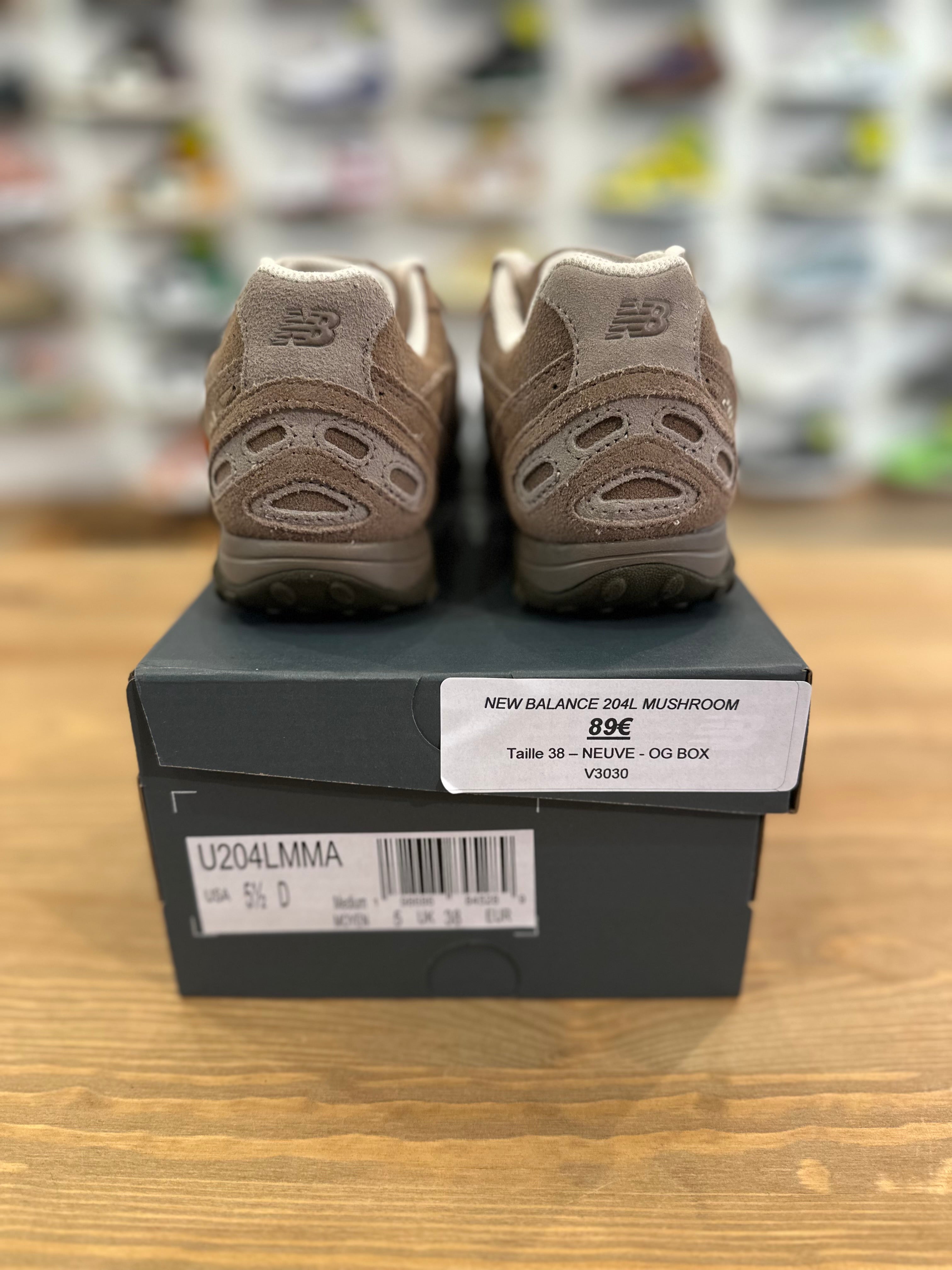 New balance 204L mushroom ( taille 38 )