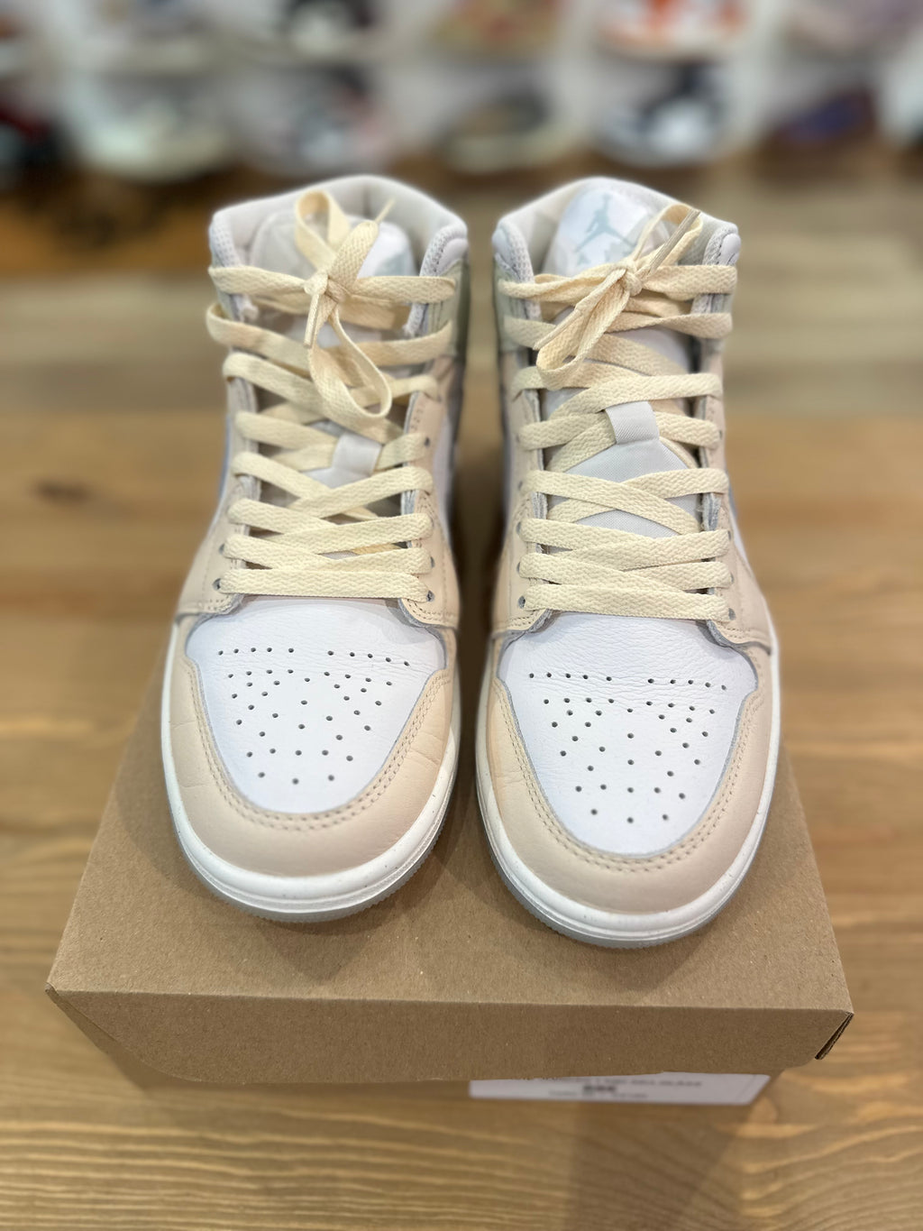 Nike Jordan 1 mid sea glass ( taille 40 )