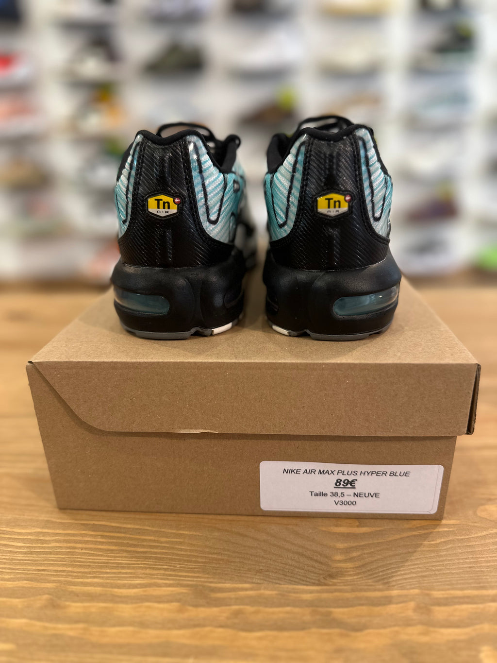 Nike air Max plus hyper blue ( taille 38,5 )