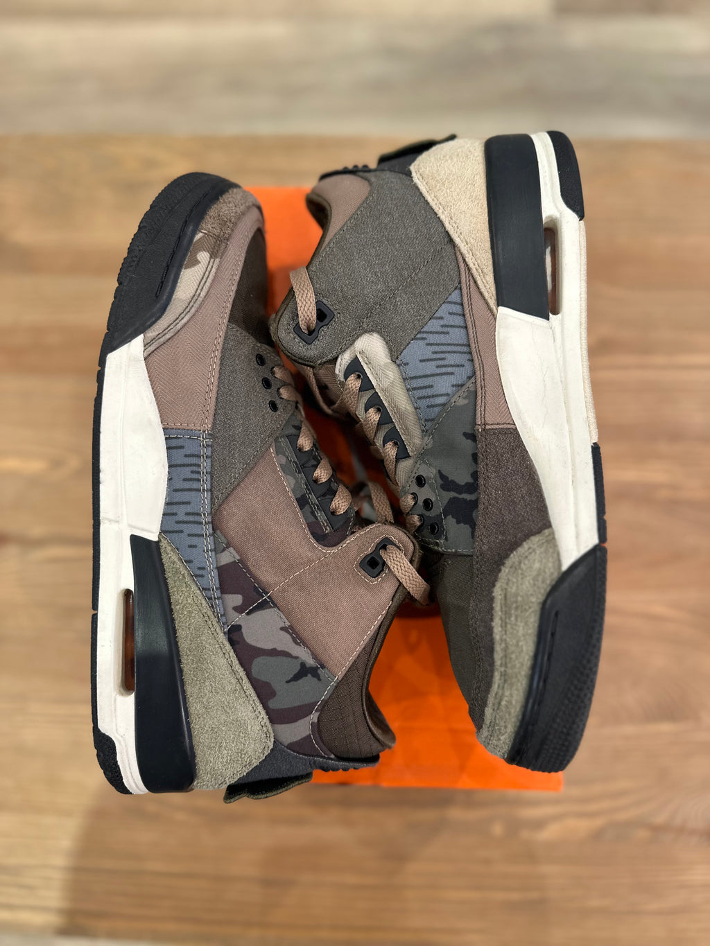 Nike Jordan 3 rétro patchwork ( taille 45 )