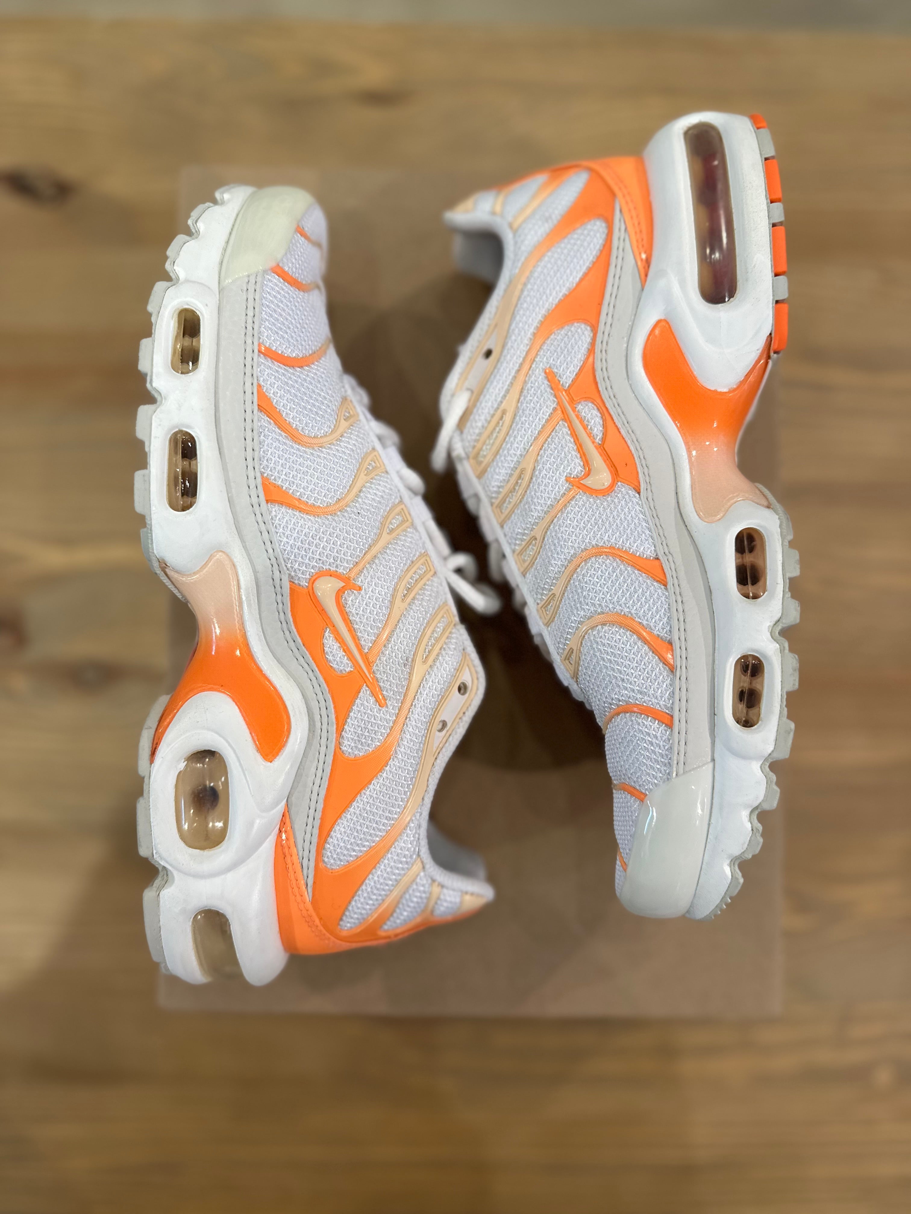 Nike air Max plus atomic orange