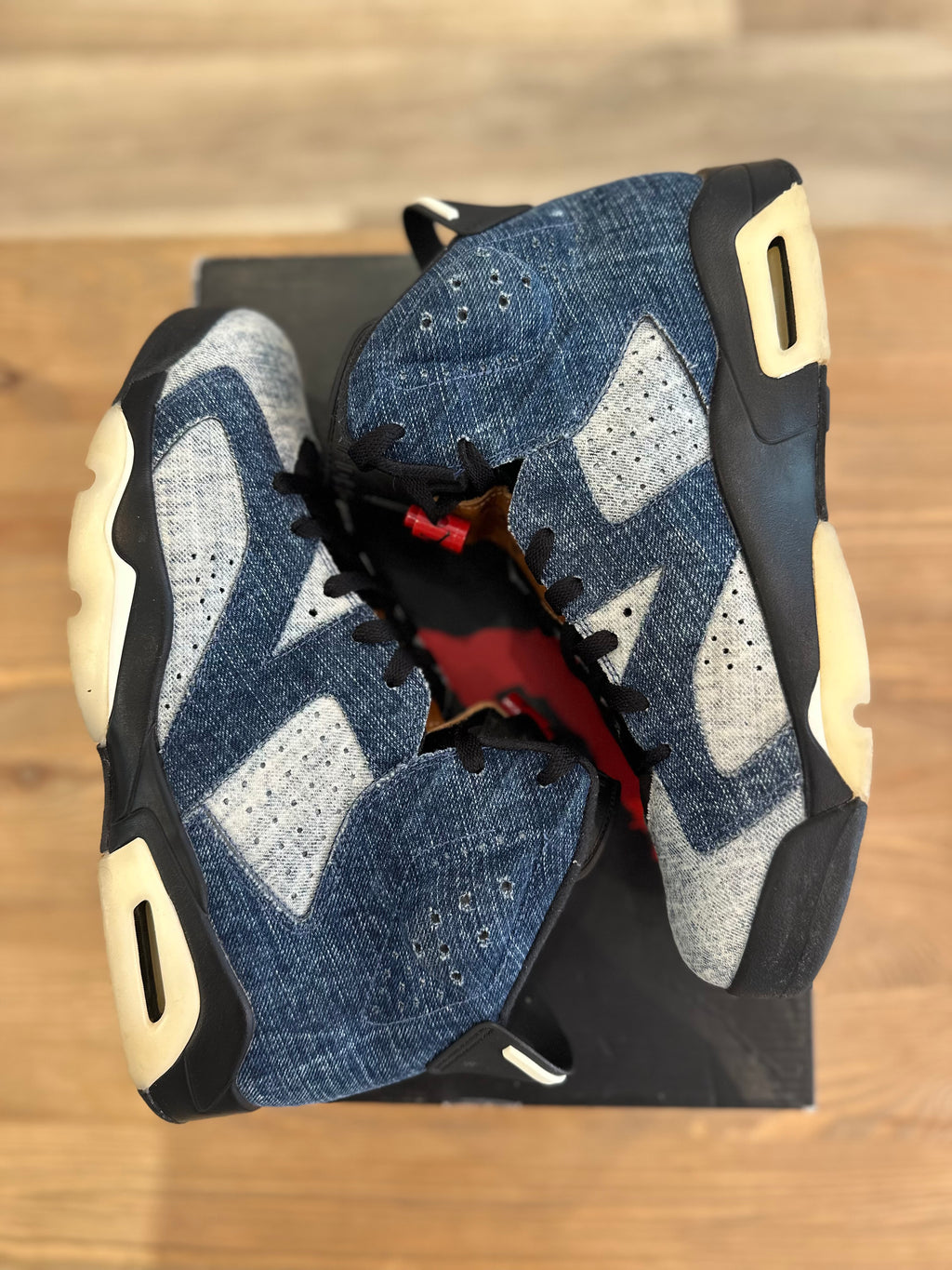Nike Jordan 6 rétro washed denim ( taille 45 )