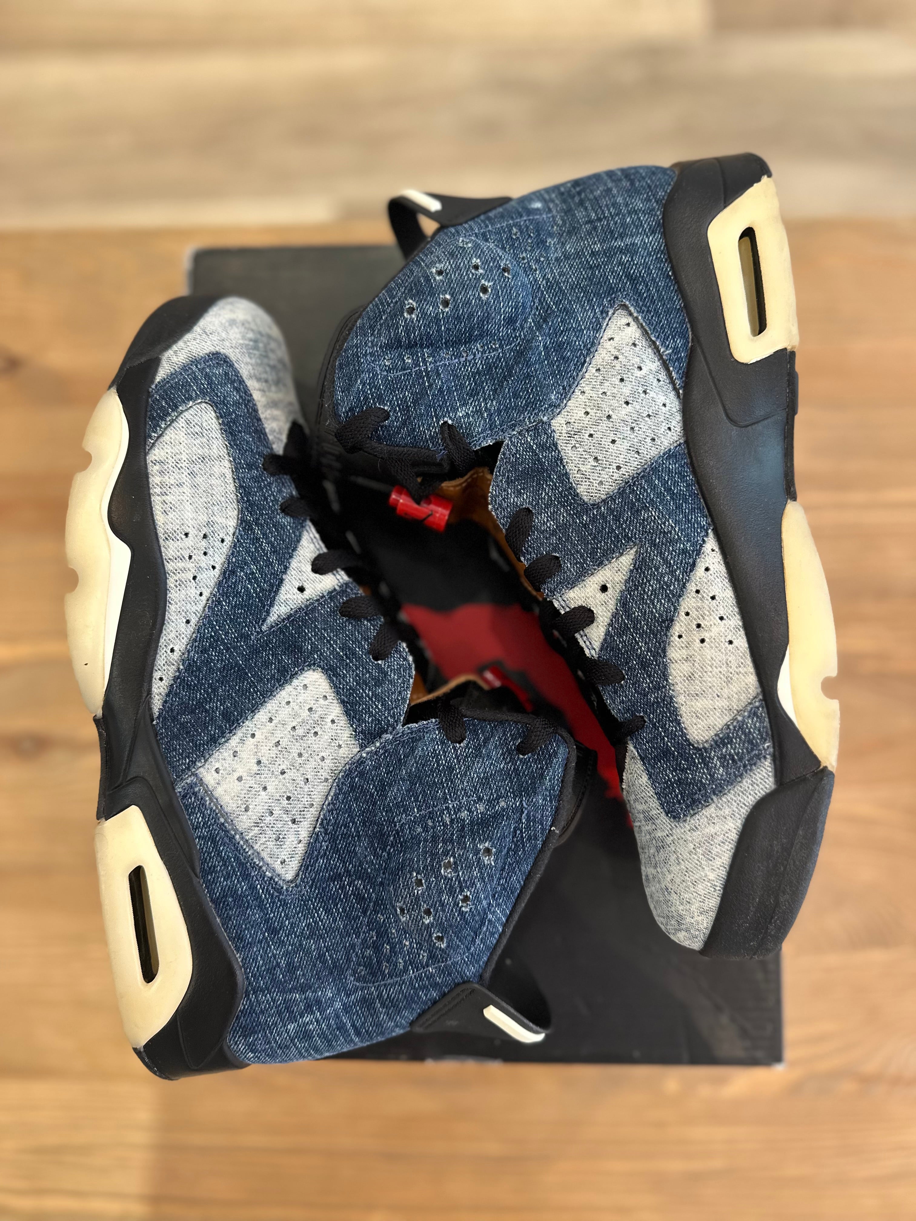 Nike Jordan 6 rétro washed denim ( taille 45 )
