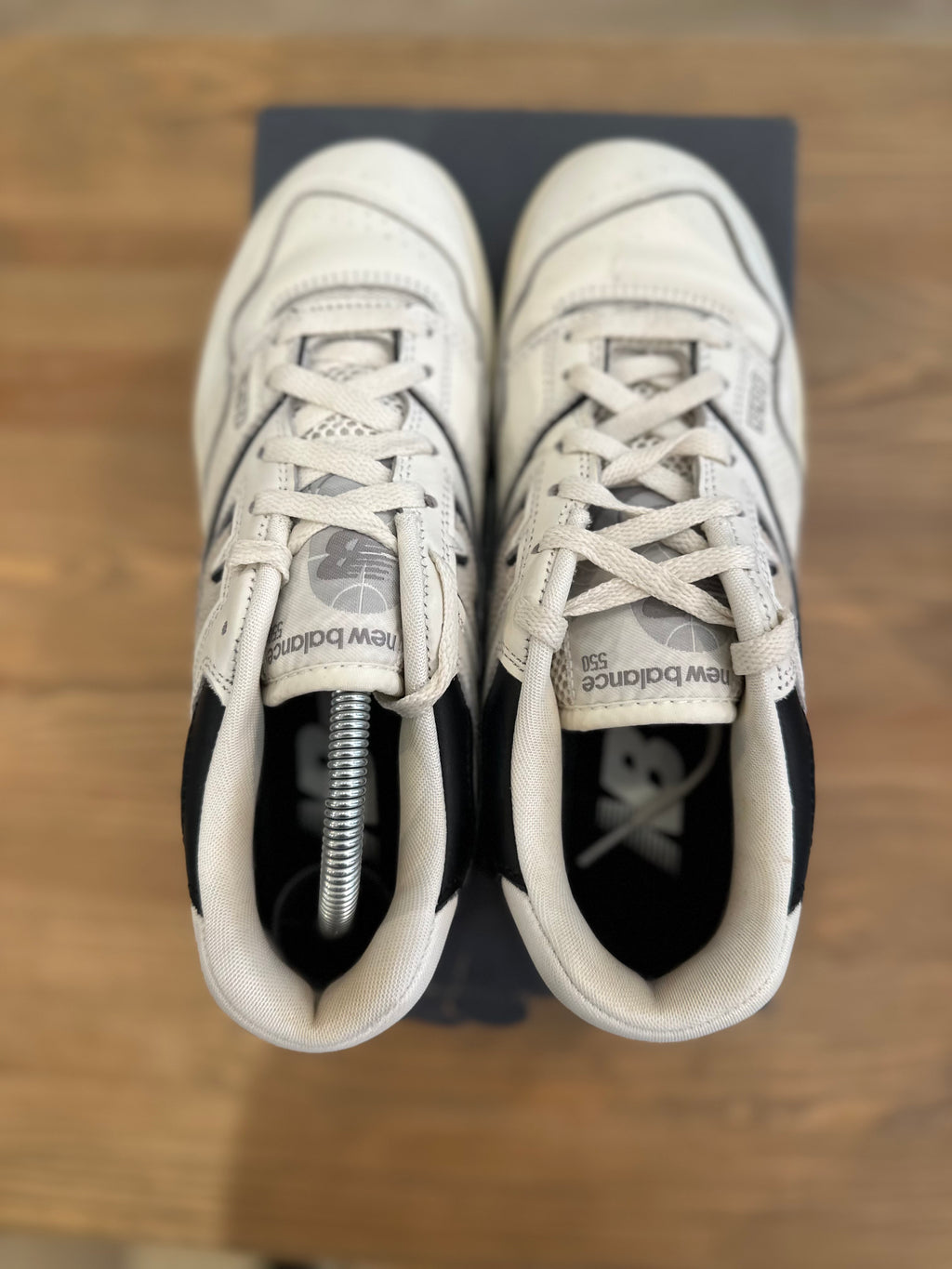 New balance 550 White black ( taille 40,5 )