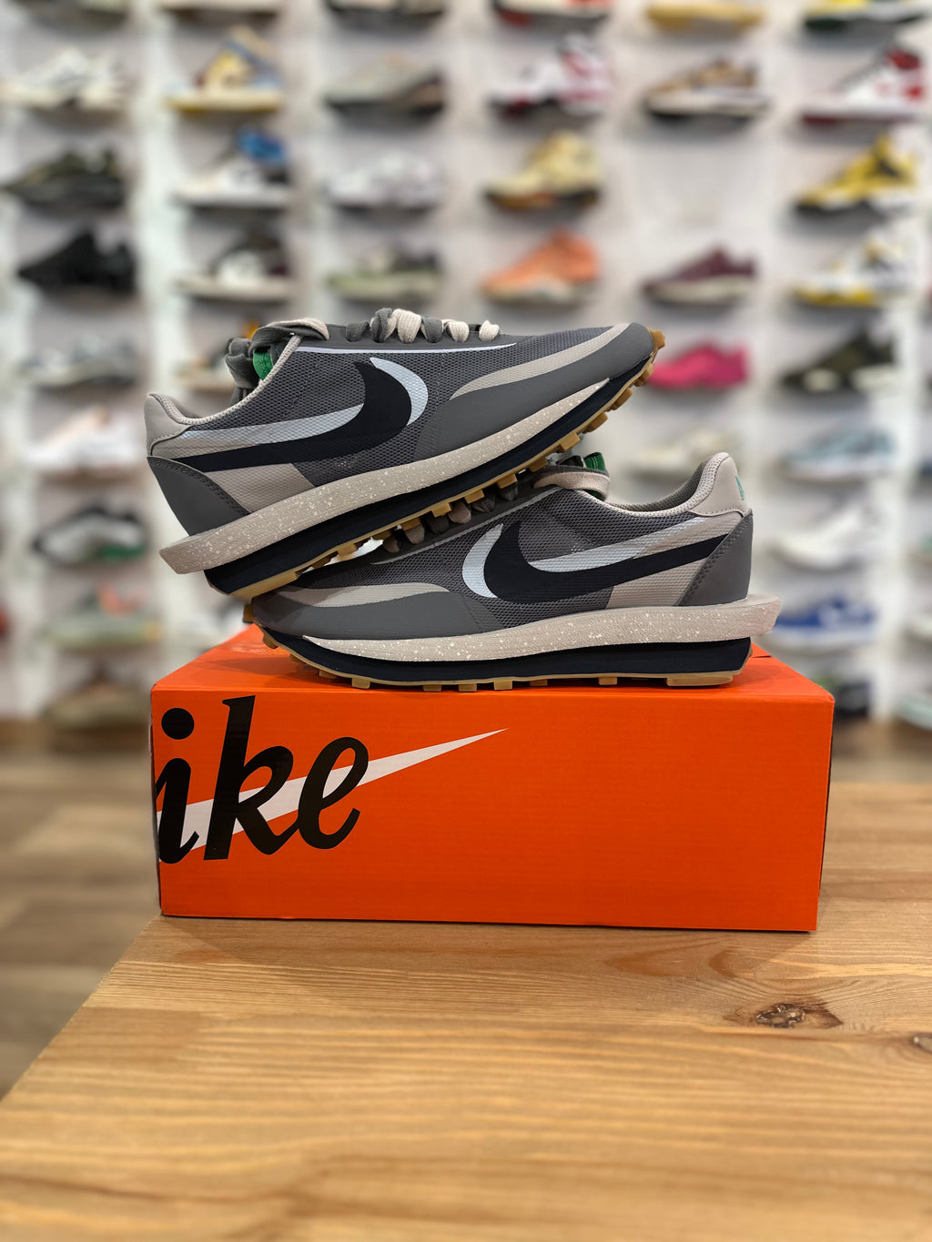 Nike ldwaffle sacai clot grey ( taille 41 )
