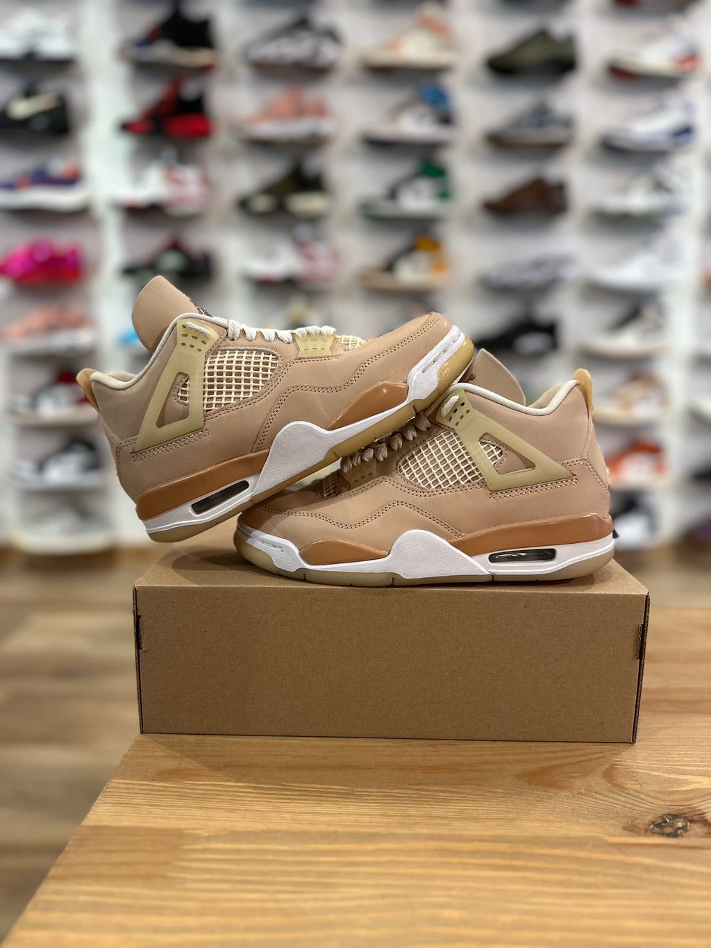 Nike Jordan 4 rétro shimmer ( taille 36,5 )