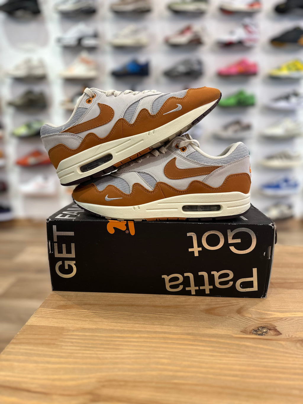 Nike air Max 1 Patta monarch ( taille 43 )