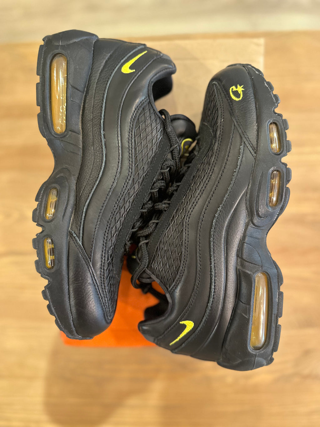 Nike air Max 95 Corteiz honey black ( taille 42 )