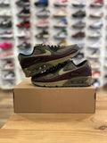 Nike air Max 90 goretex olive ( taille 37,5 )