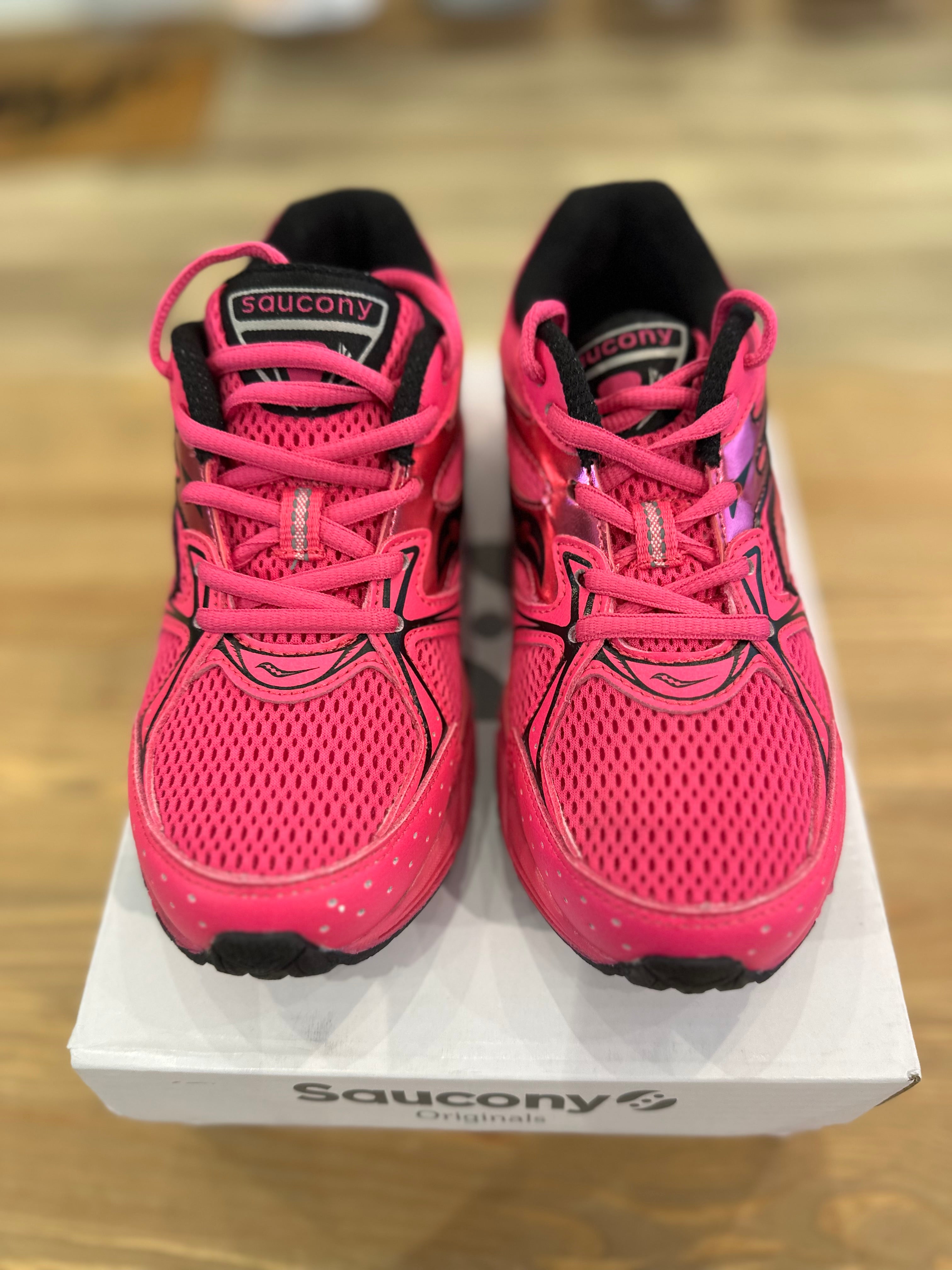 Saucony ride millenium pink fluo ( taille 36 )