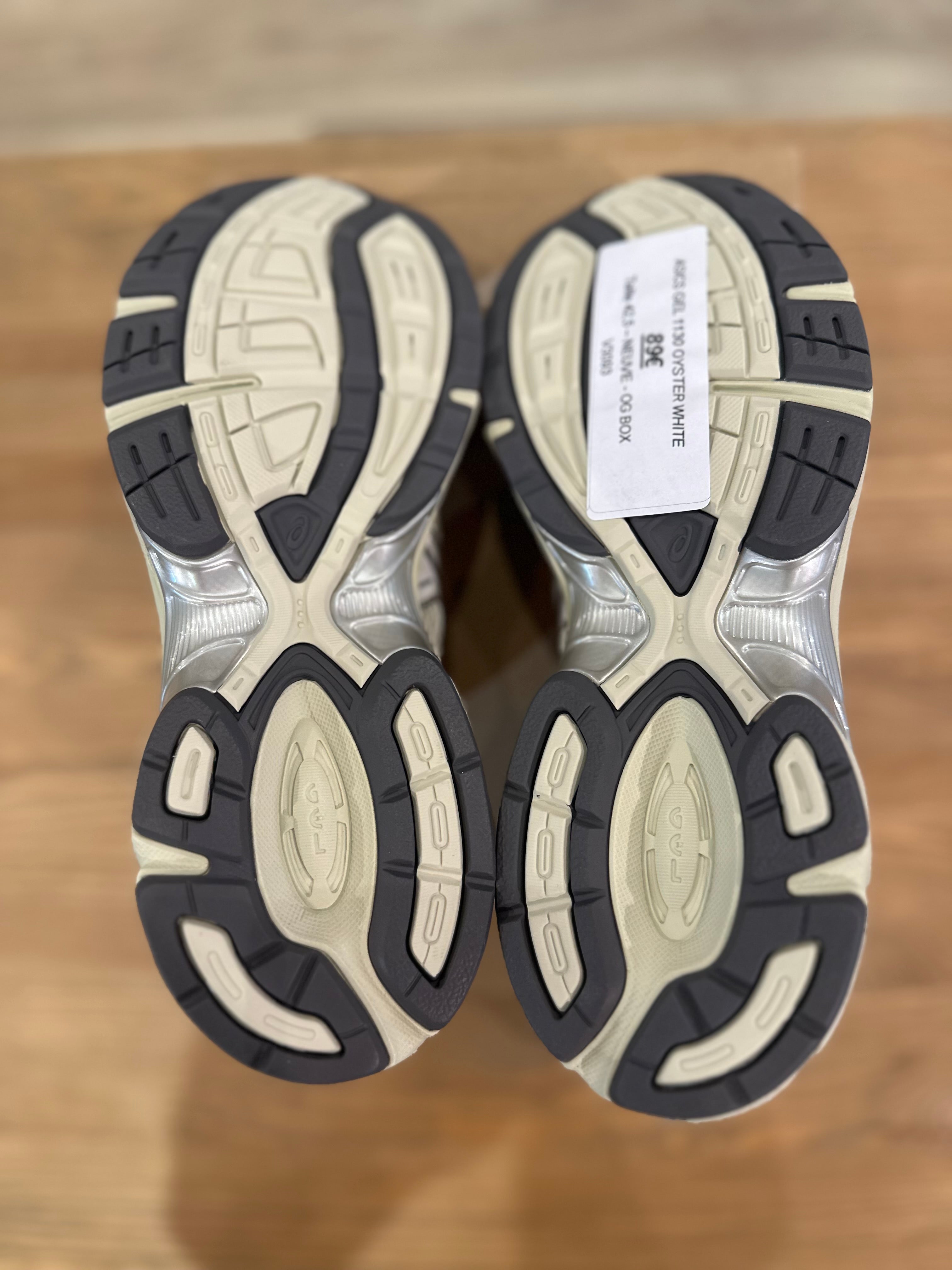 Asics gel 1130 oyster white ( taille 42,5 )
