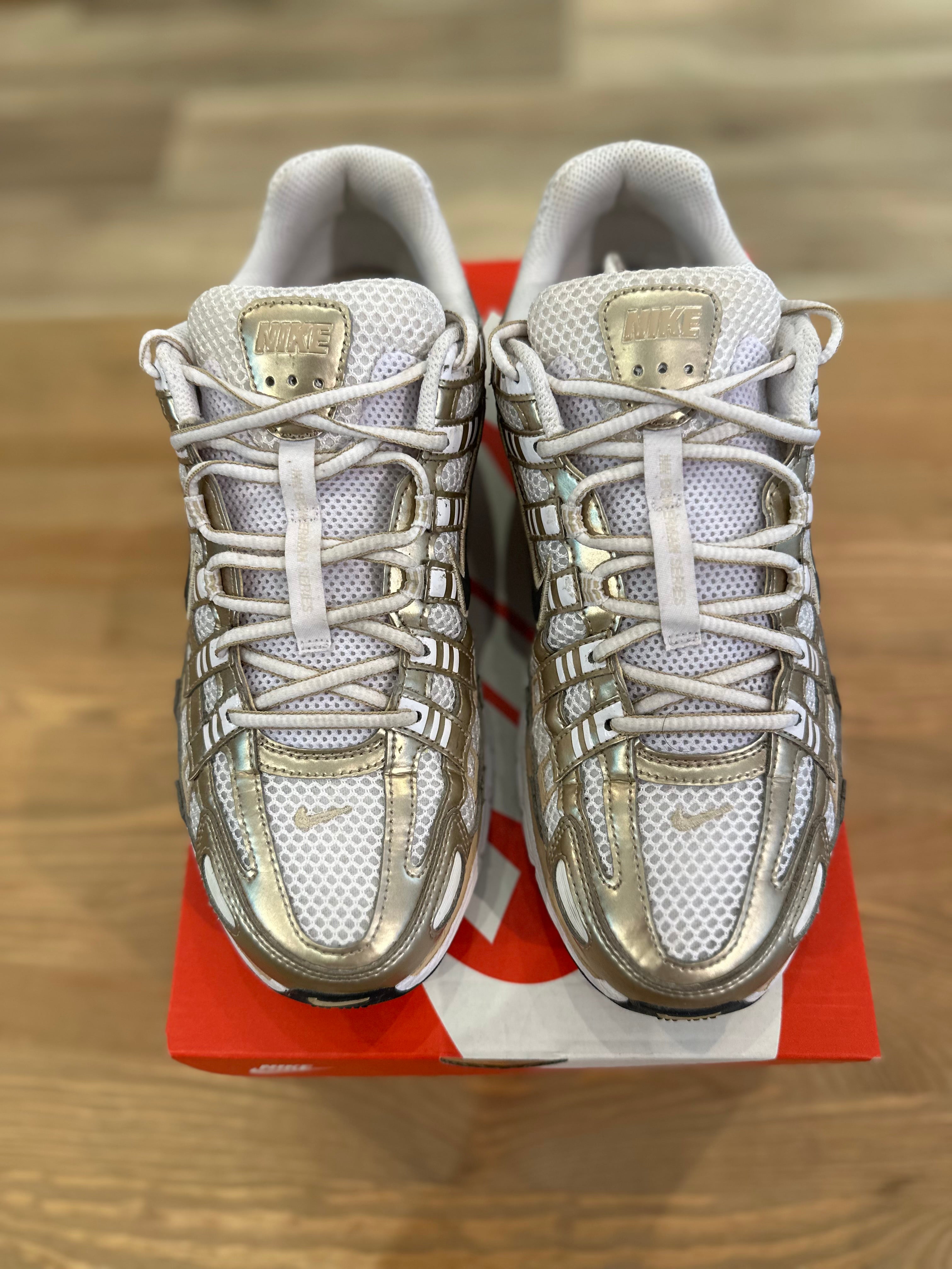 Nike p6000 metallic gold ( taille 43 )