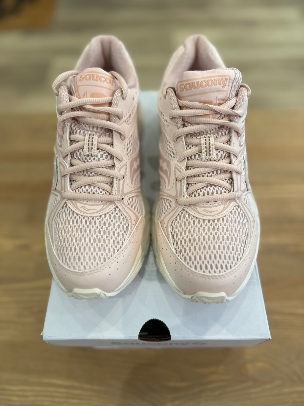 Saucony ride millenium pink cream ( taille 40 )
