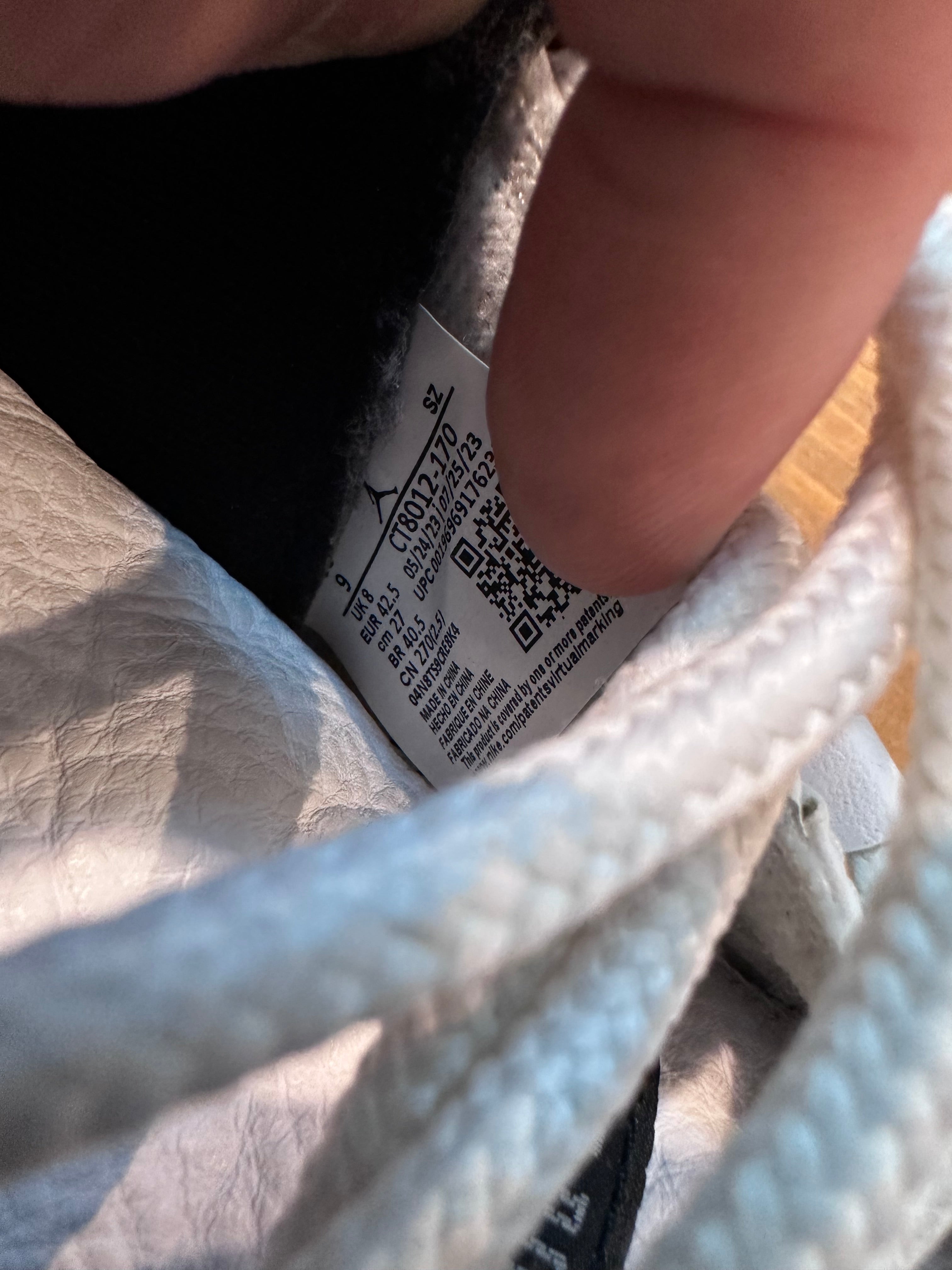 Nike Jordan 11 rétro gratitude ( taille 42,5 )