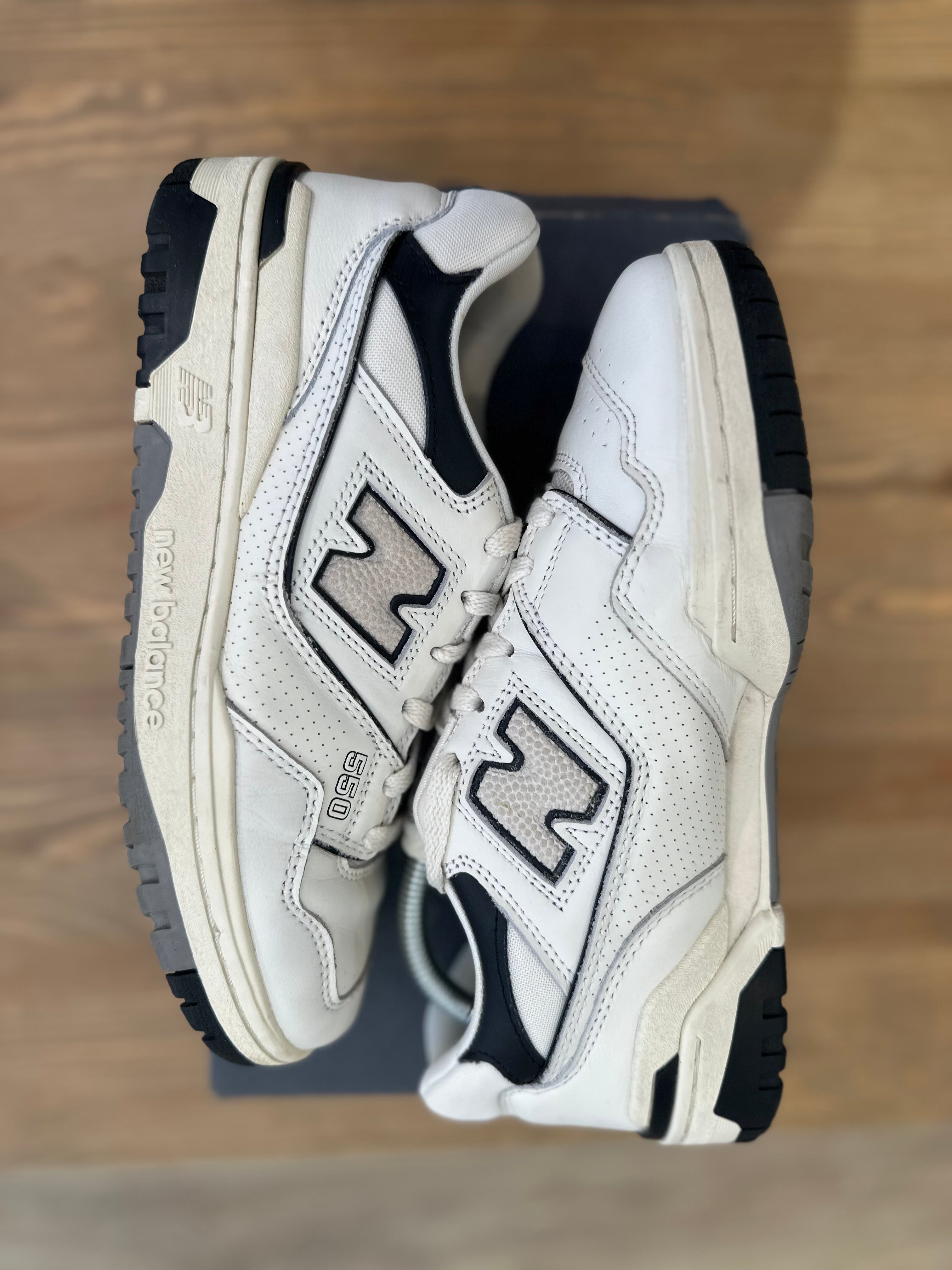 New balance 550 White black ( taille 40,5 )