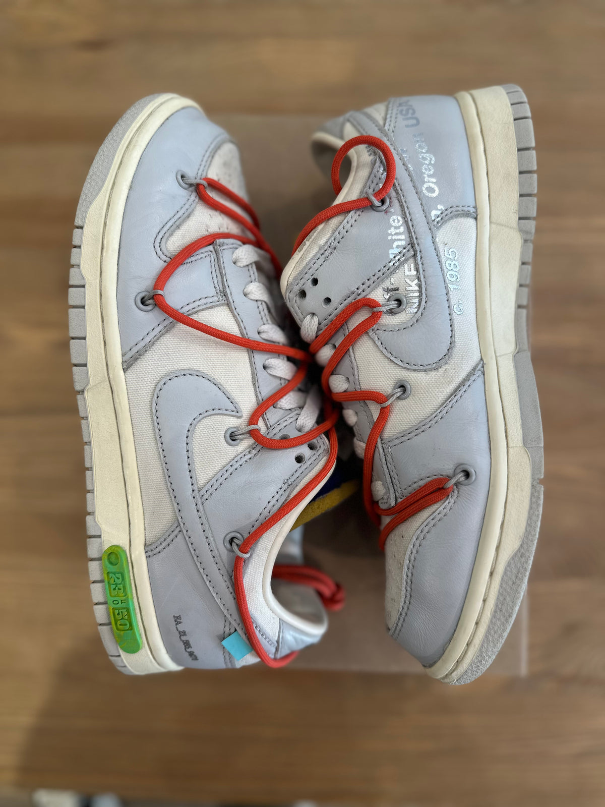 Nike dunk low off White lot 23 ( taille 41 )