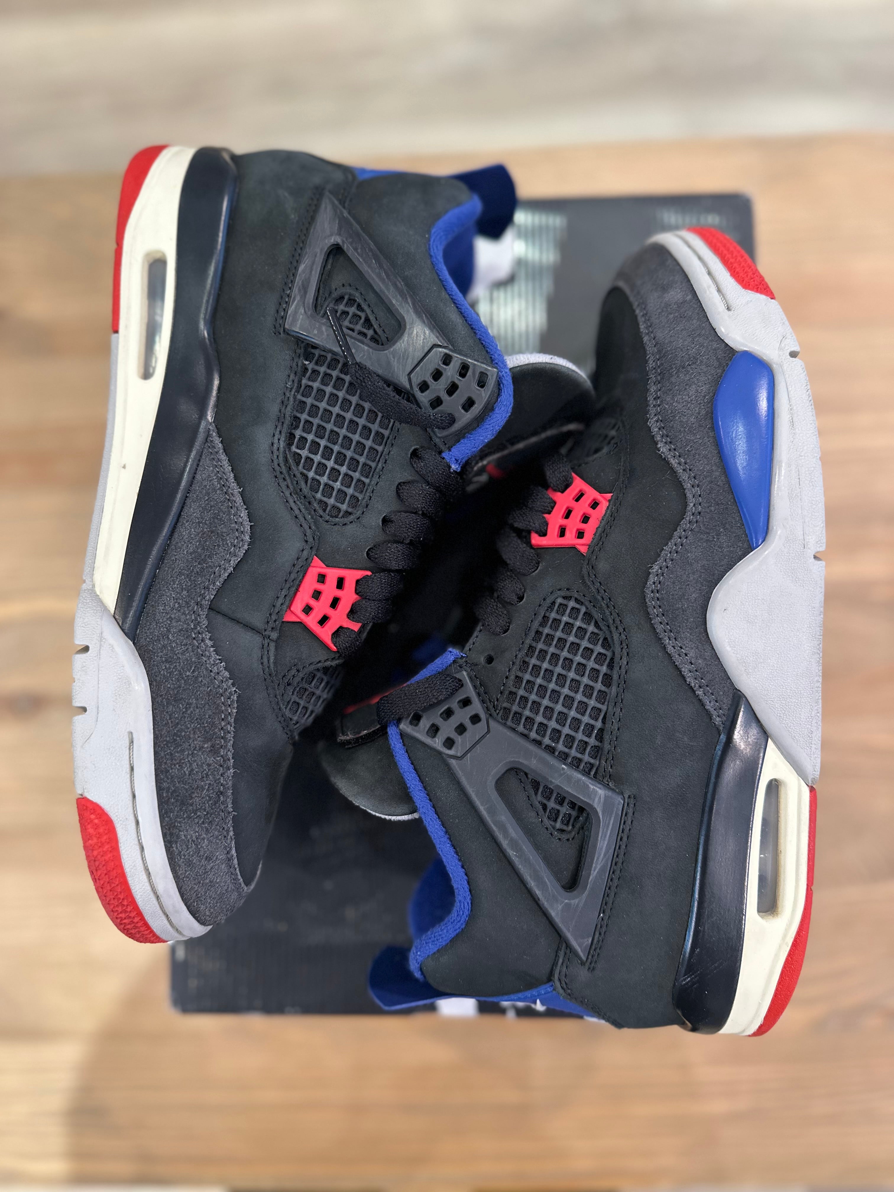 Nike Jordan 4 rétro rare air ( taille 43 )
