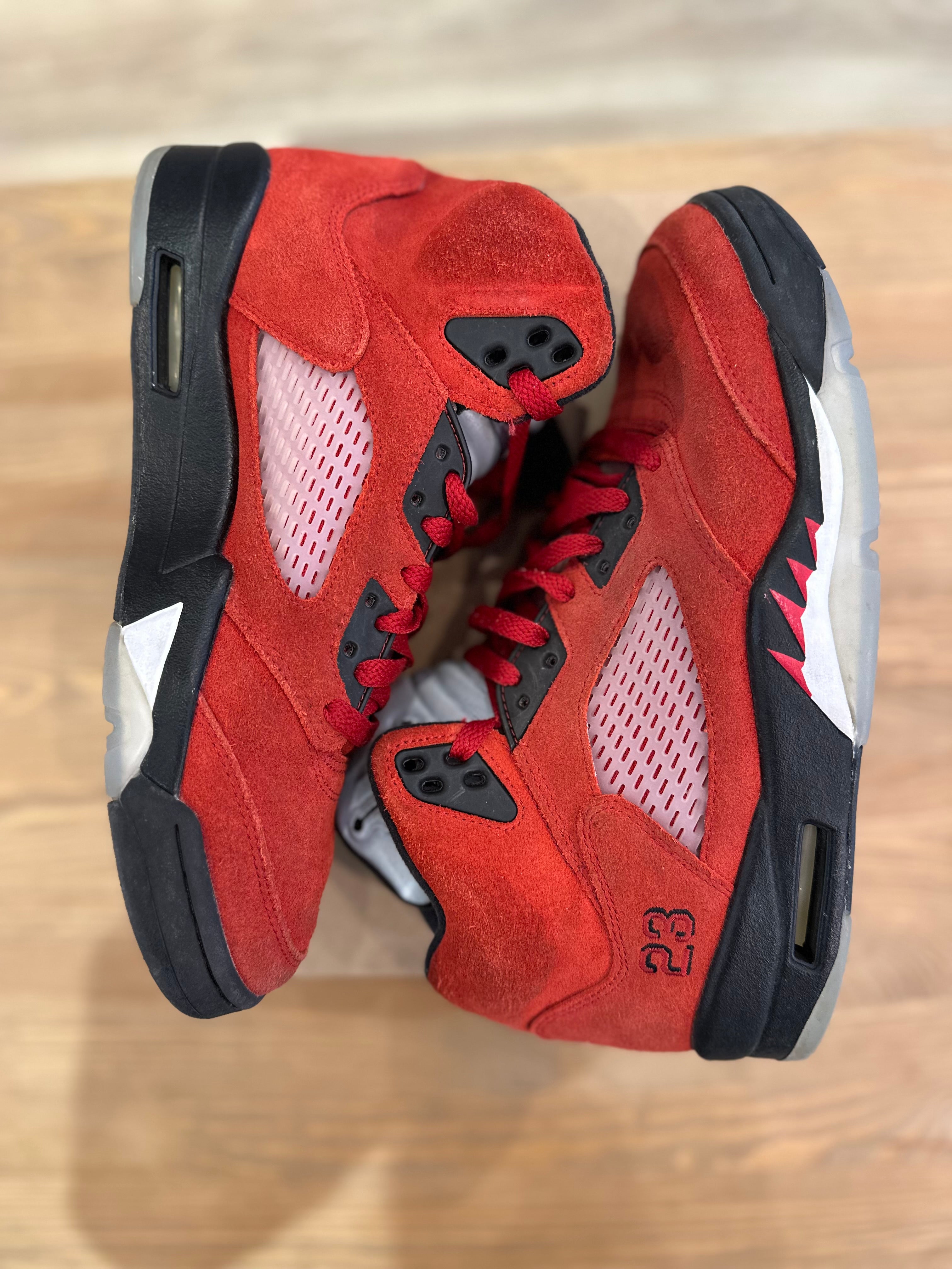 Nike Jordan 5 rétro racing bull ( taille 43 )