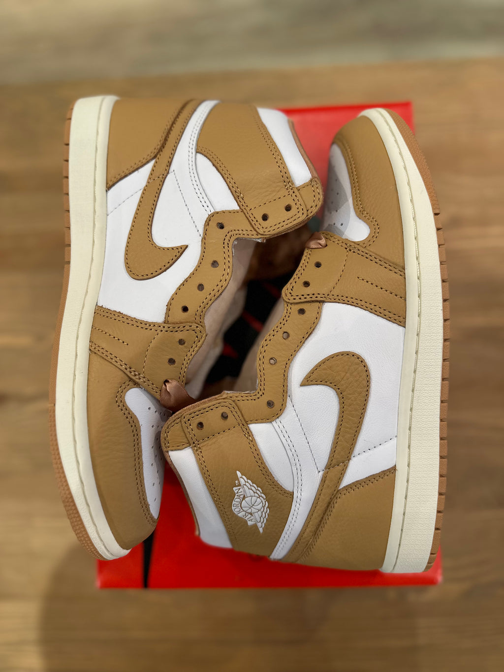 Nike Jordan 1 high Og praline ( taille 42 )