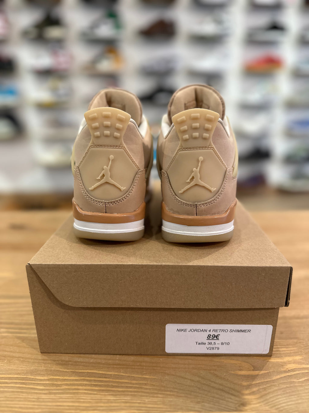 Nike Jordan 4 rétro shimmer ( taille 36,5 )