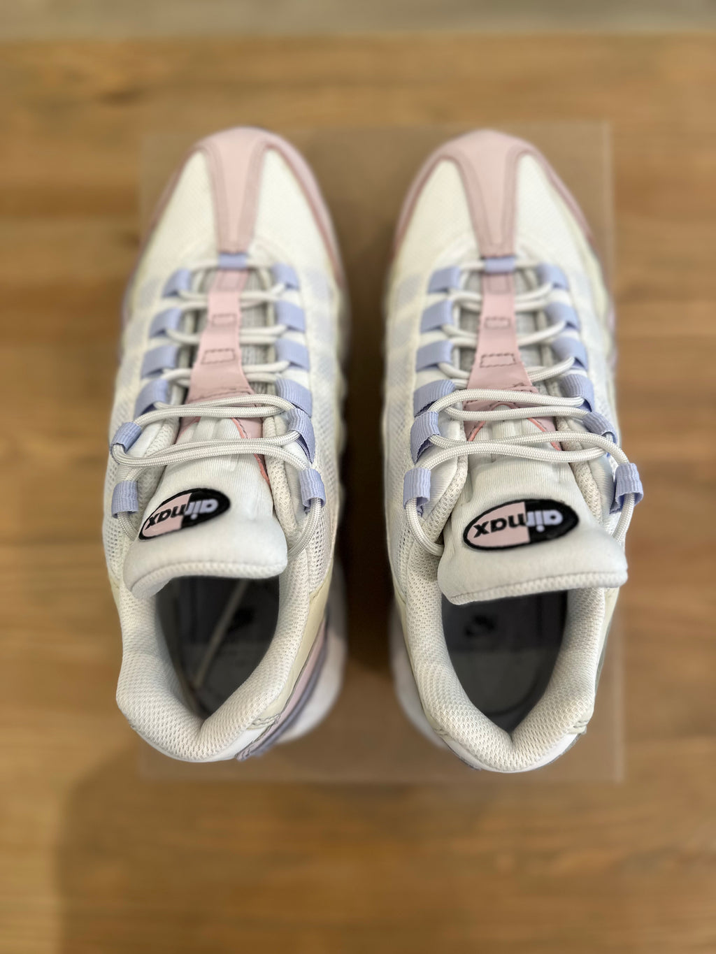 Nike air Max 95 ghost pastel ( taille 38,5 )