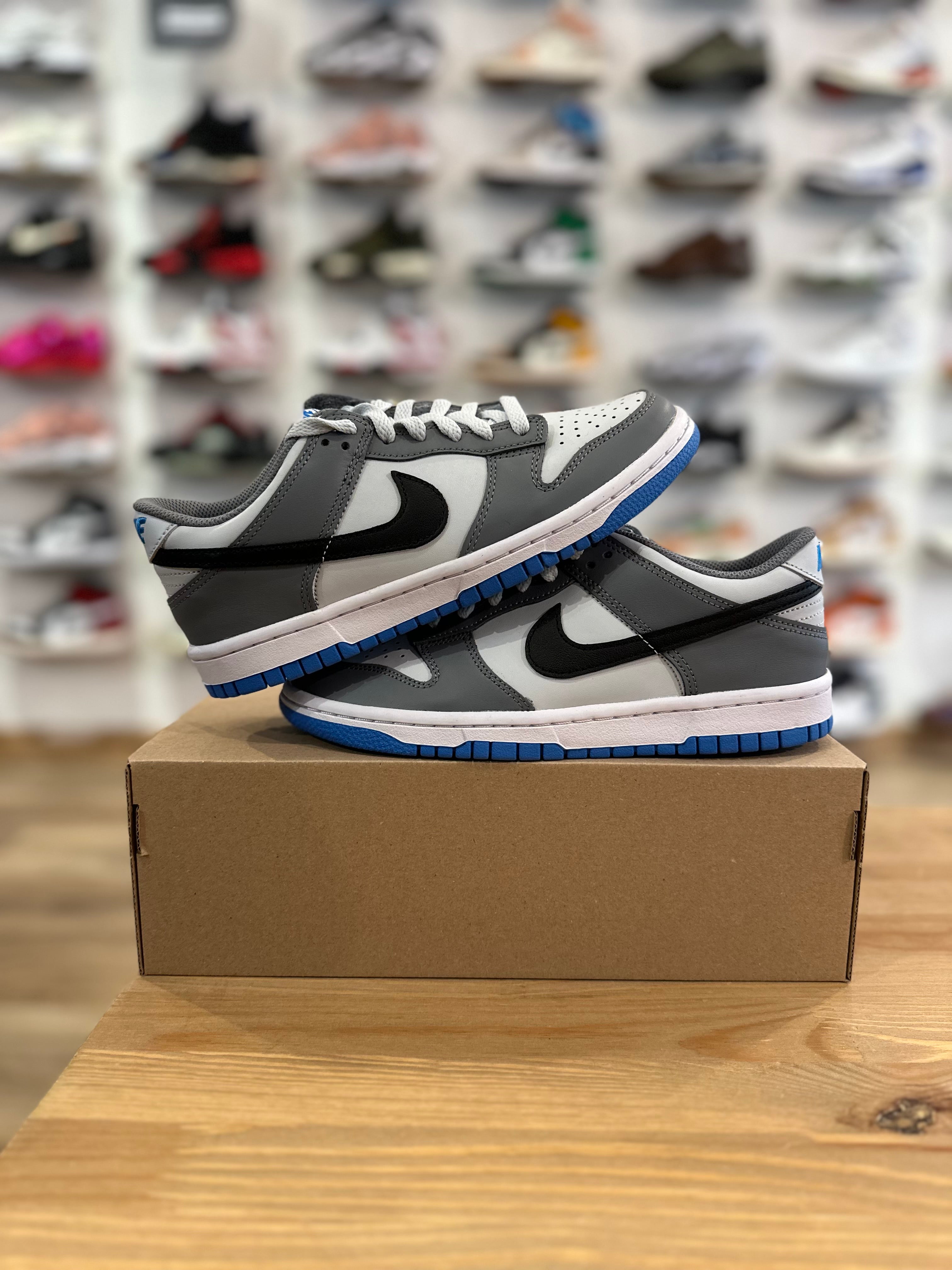 Nike dunk low cool grey ( taille 37,5 )
