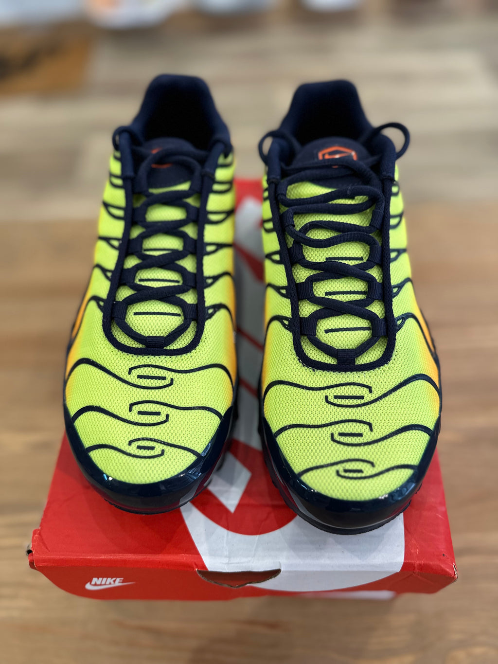 Nike air Max plus lemon venom ( taille 38,5 )