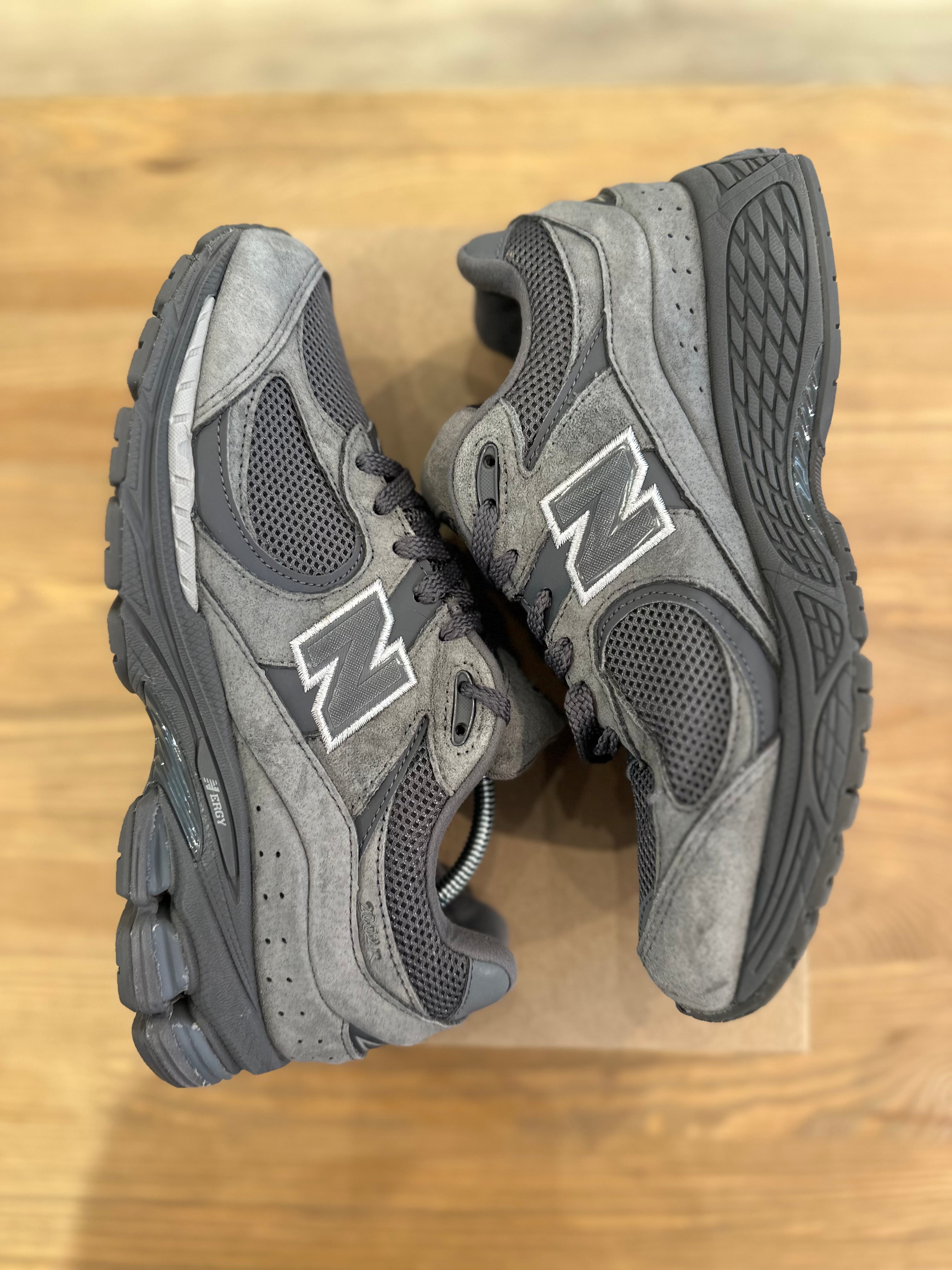 New balance 2002r castlerock ( taille 40,5 )