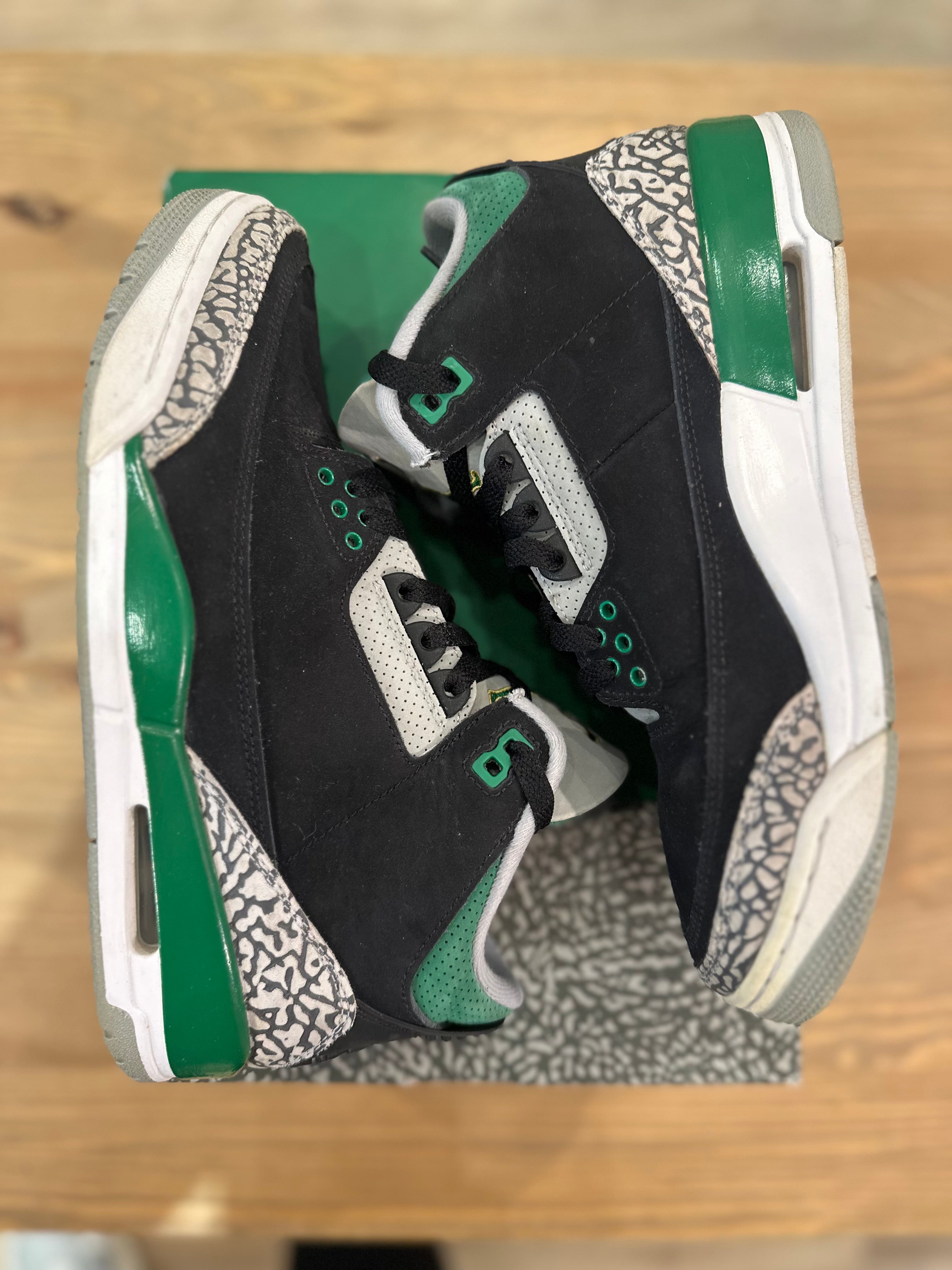 Nike Jordan 3 pine Green ( taille 41 )
