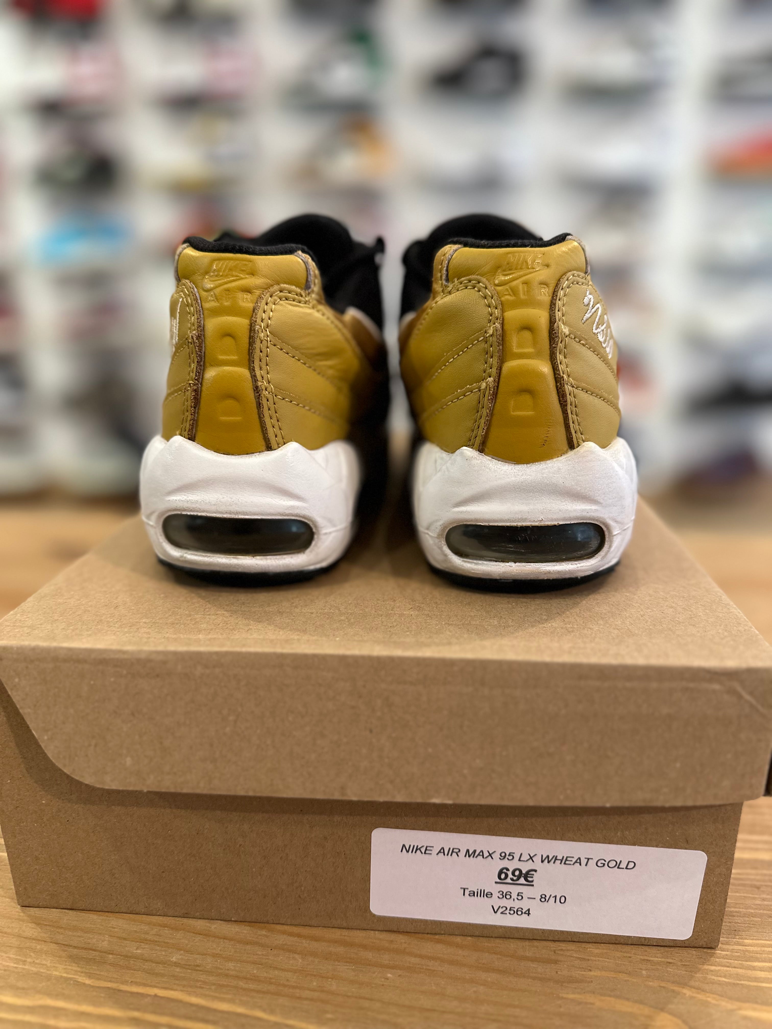 Nike air Max 95 lx wheat gold ( taille 36,5 )