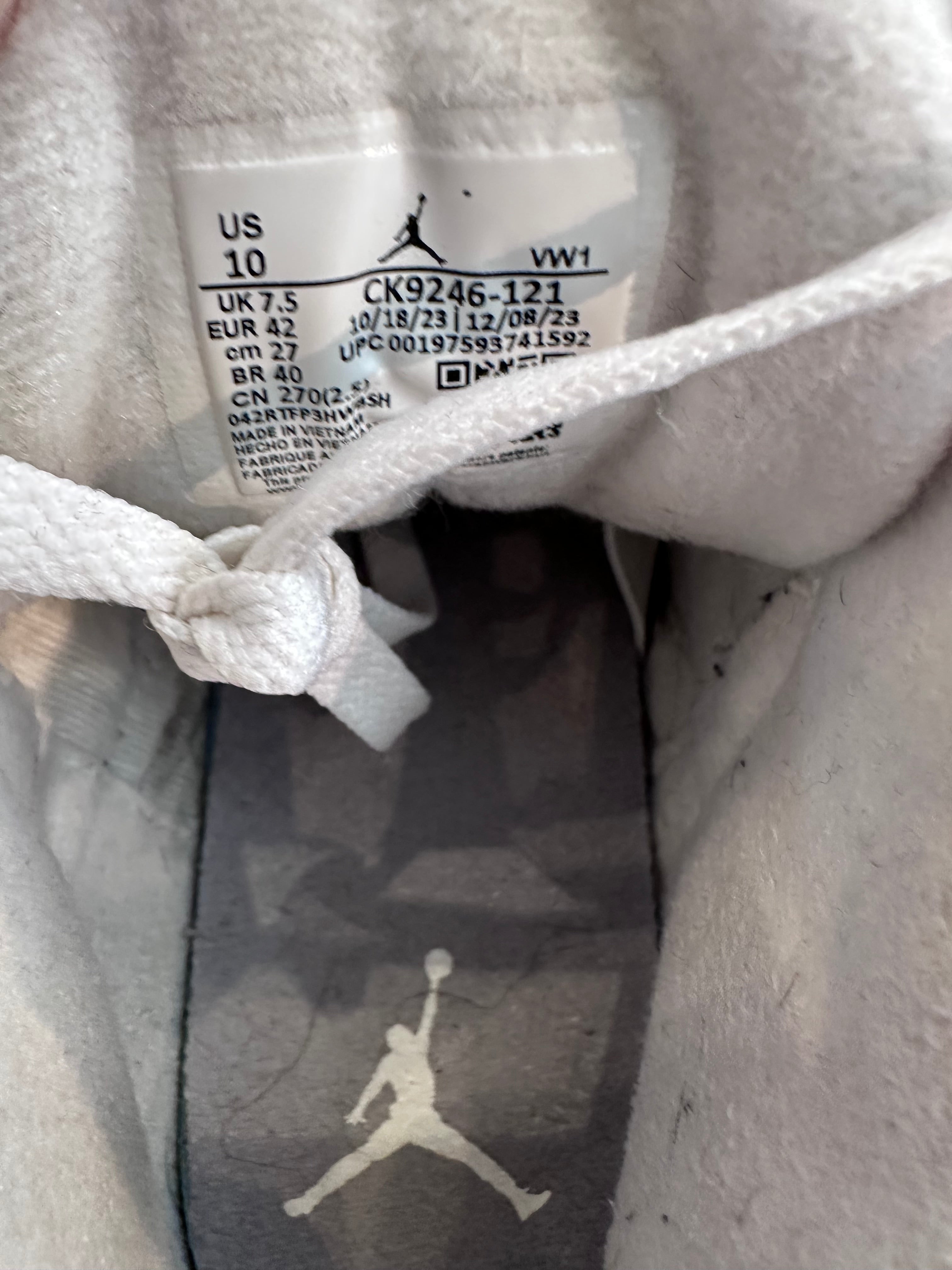Nike Jordan 3 rétro georgia peach ( taille 42 )