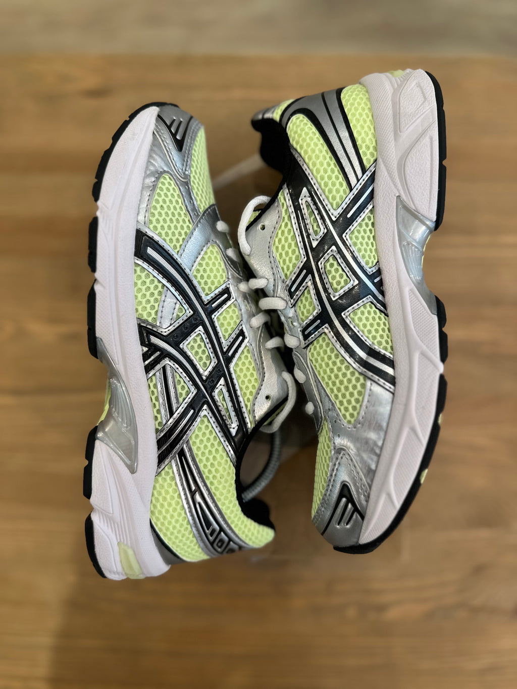 Asics gel 1130 illuminate yellow ( taille 40 )