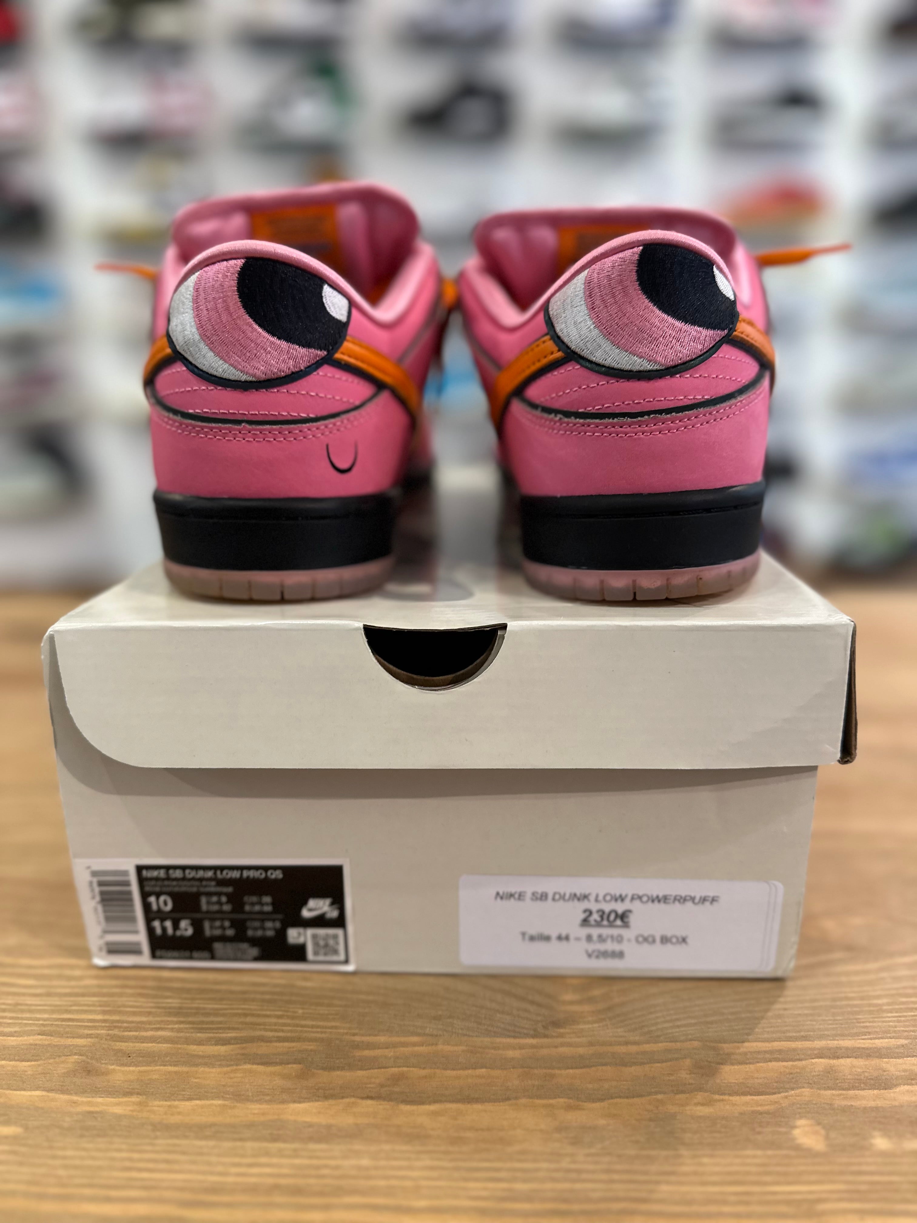 Nike sb dunk low powerpuff blossom ( taille 44 )