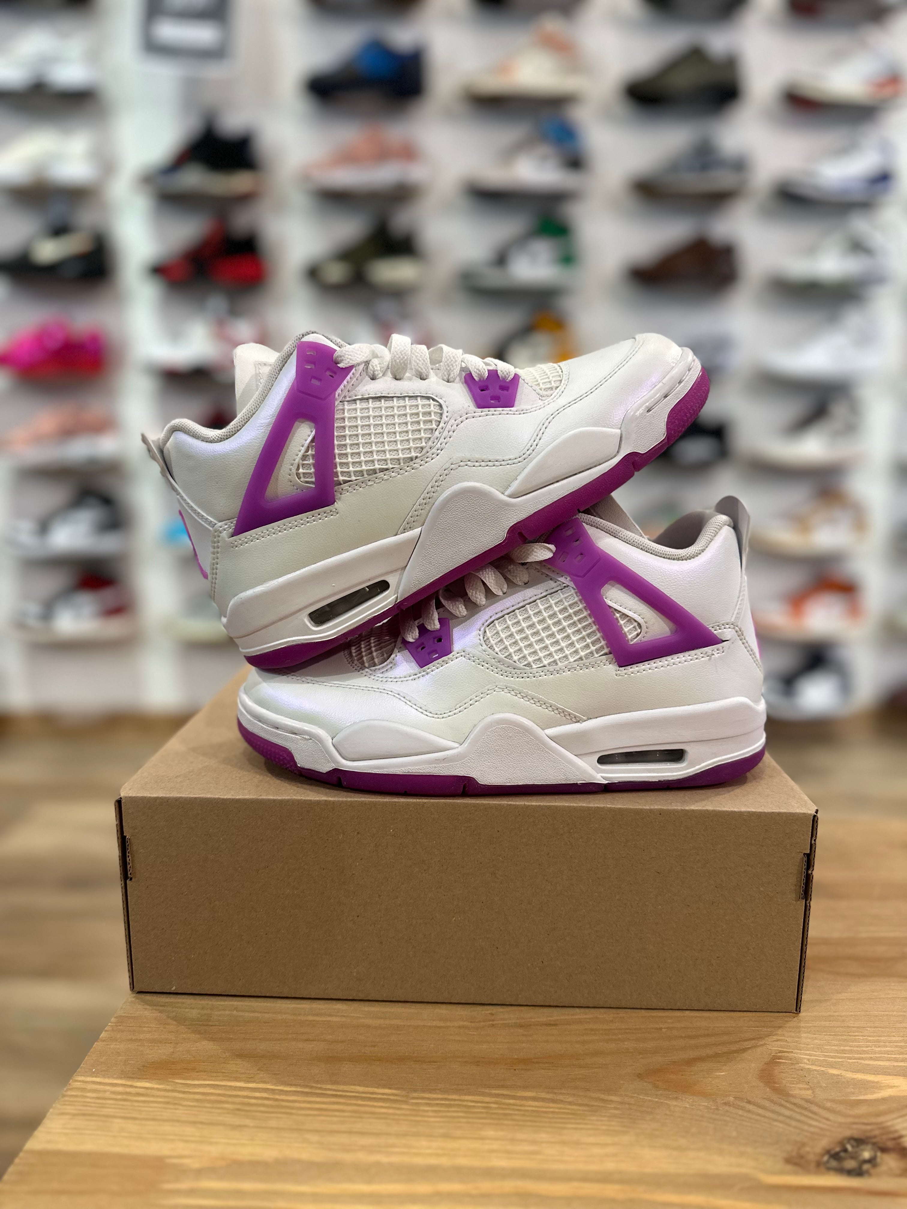 Nike Jordan 4 rétro hyper violet ( taille 38,5 )