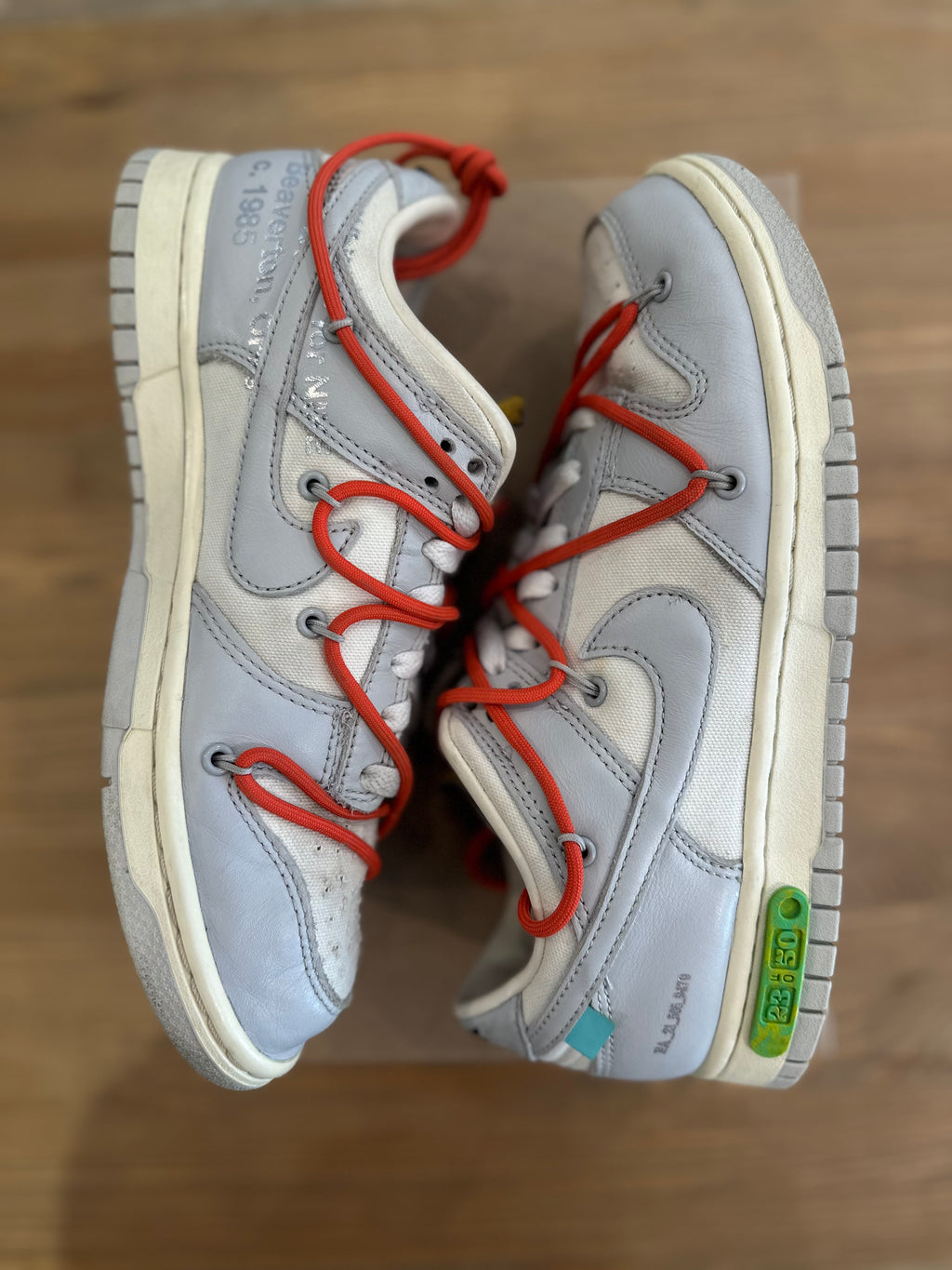 Nike dunk low off White lot 23 ( taille 41 )