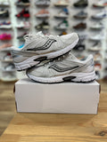 Saucony ride millenium White Silver ( taille 43 )
