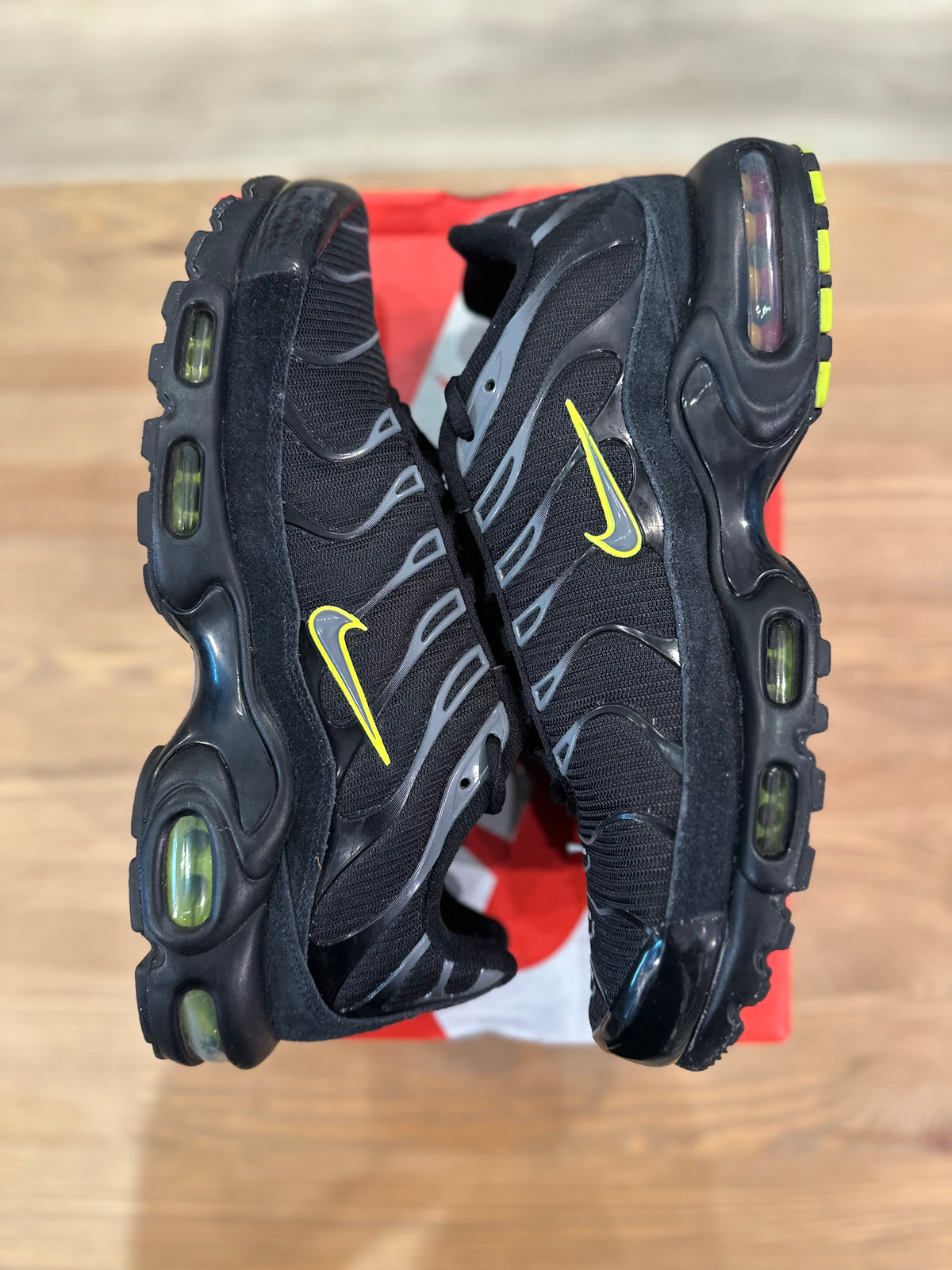 Nike air Max plus black volt ( taille 45 )