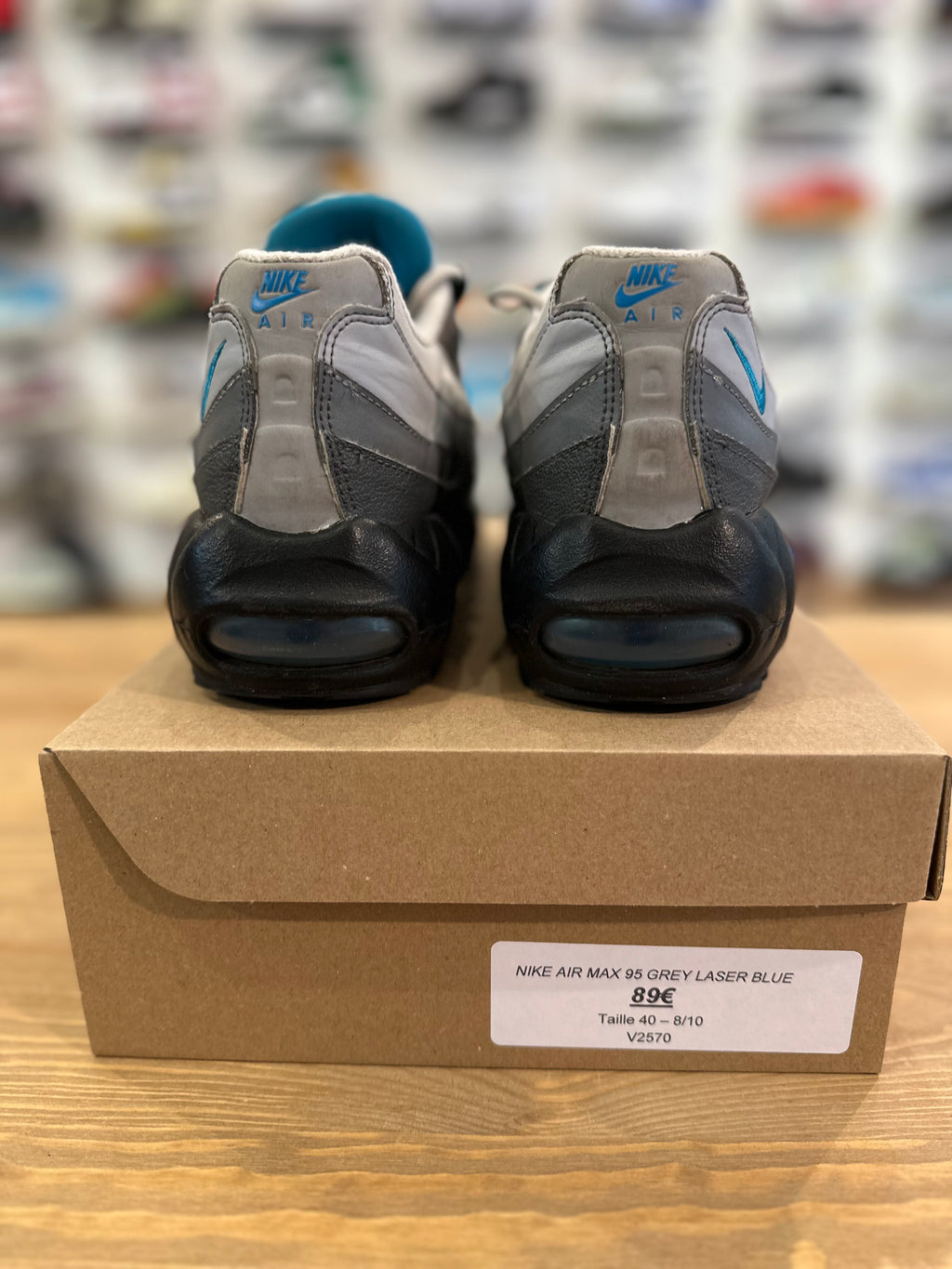 Nike air Max 95 grey laser blue ( taille 40 )