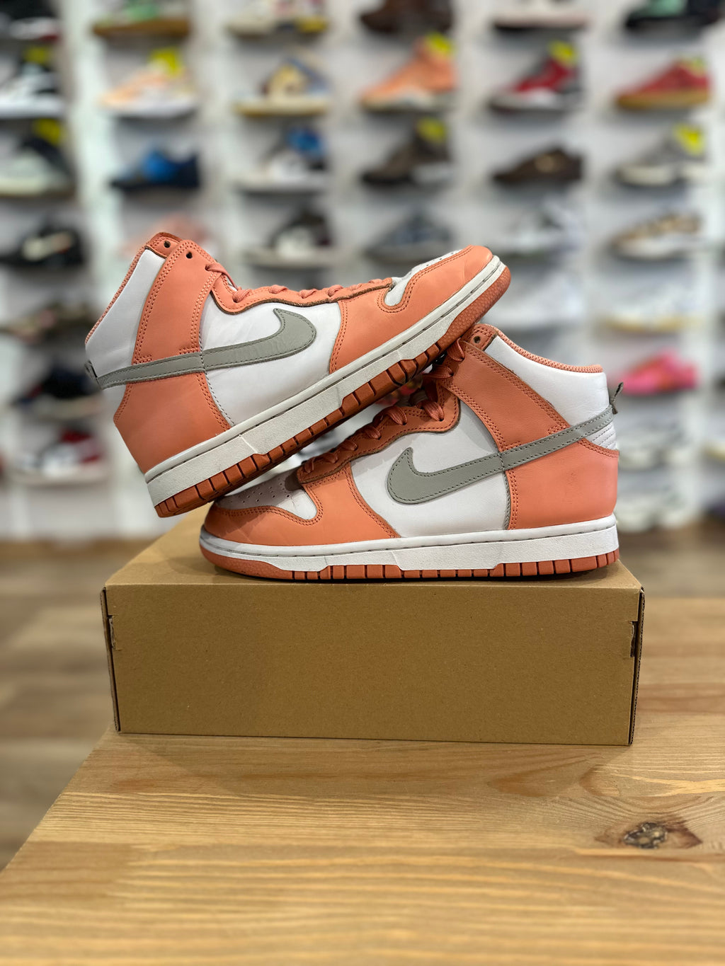 Nike dunk high Salmon ( taille 38,5 )