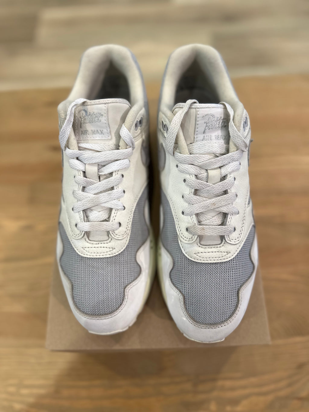 Nike air Max 1 Patta White ( taille 42,5 )