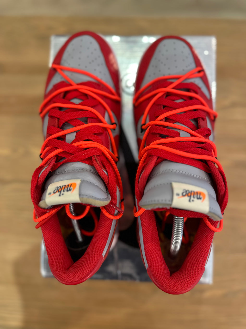 Nike dunk low off White university red ( taille 44 )