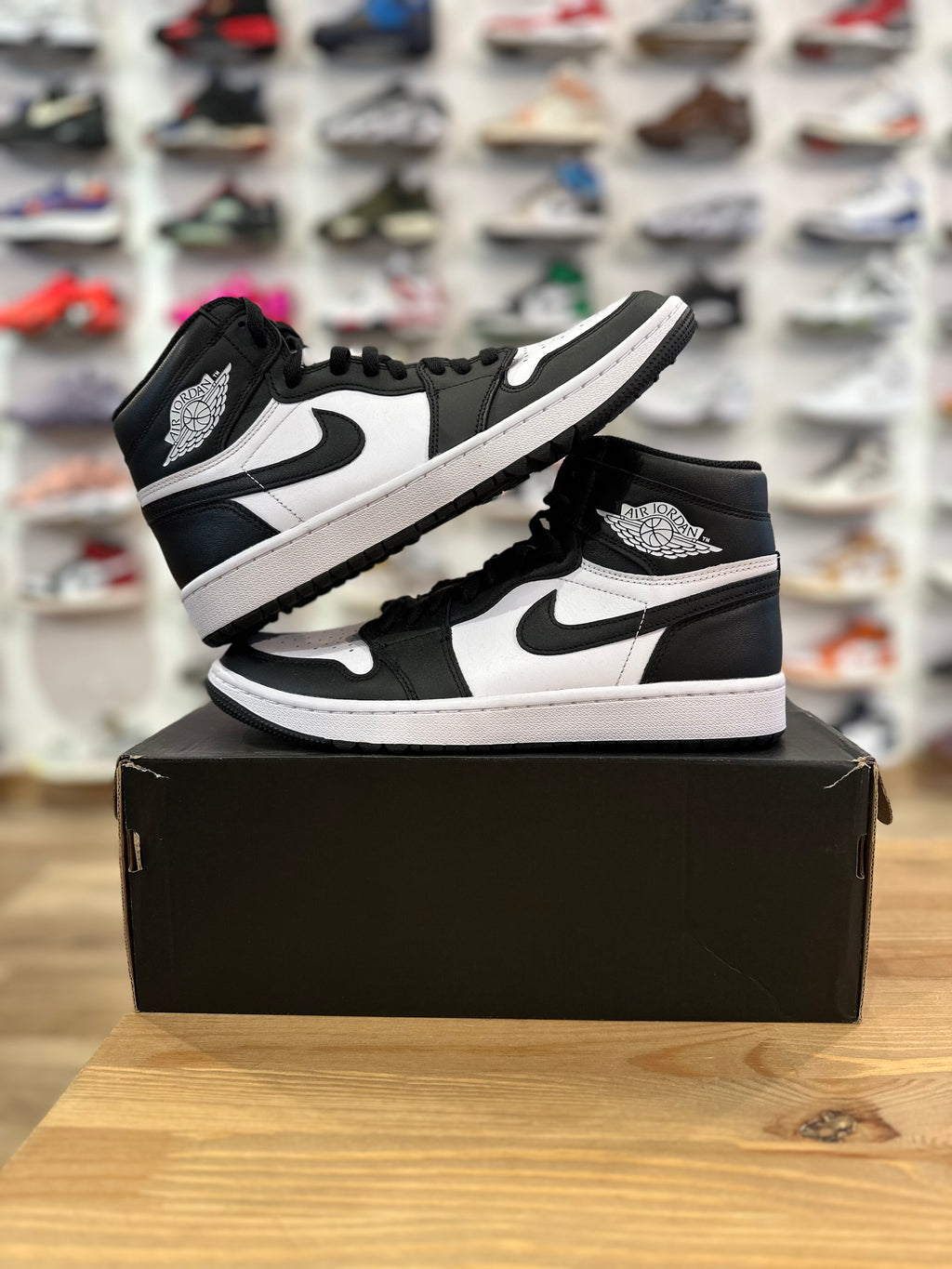 Nike Jordan 1 high golf panda ( taille 43 )