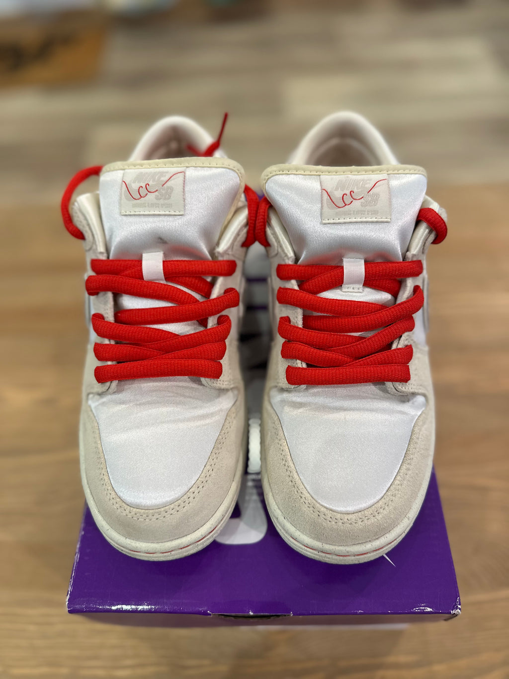 Nike sb dunk low City of love ( taille 41 )