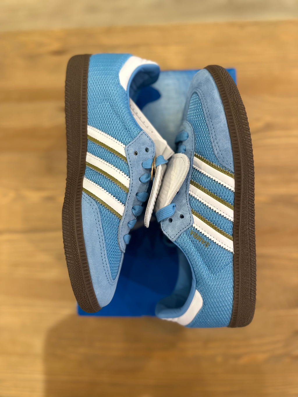 Adidas samba lt blue ( taille 38 2/3 )