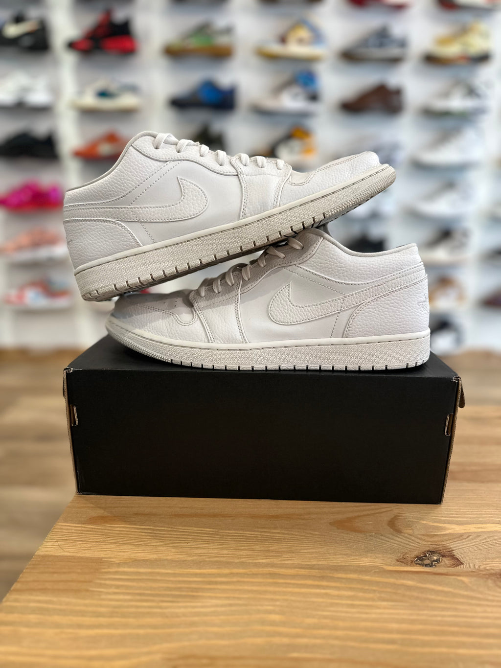 Nike Jordan 1 low triple White ( taille 47 )