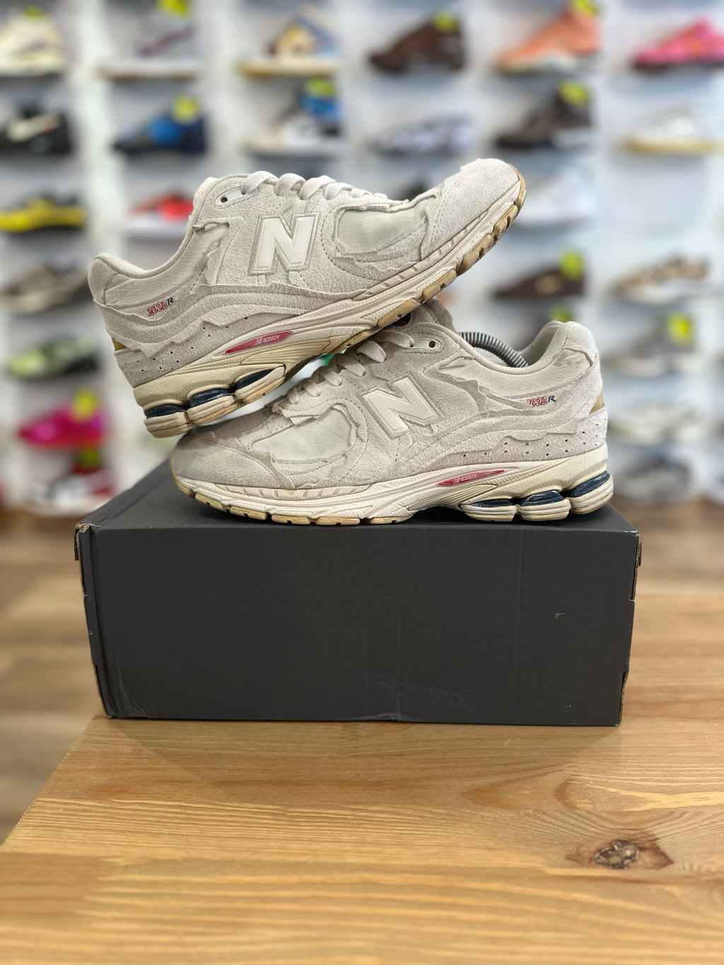 New balance 2002r protection pack sea salt ( taille 41,5 )